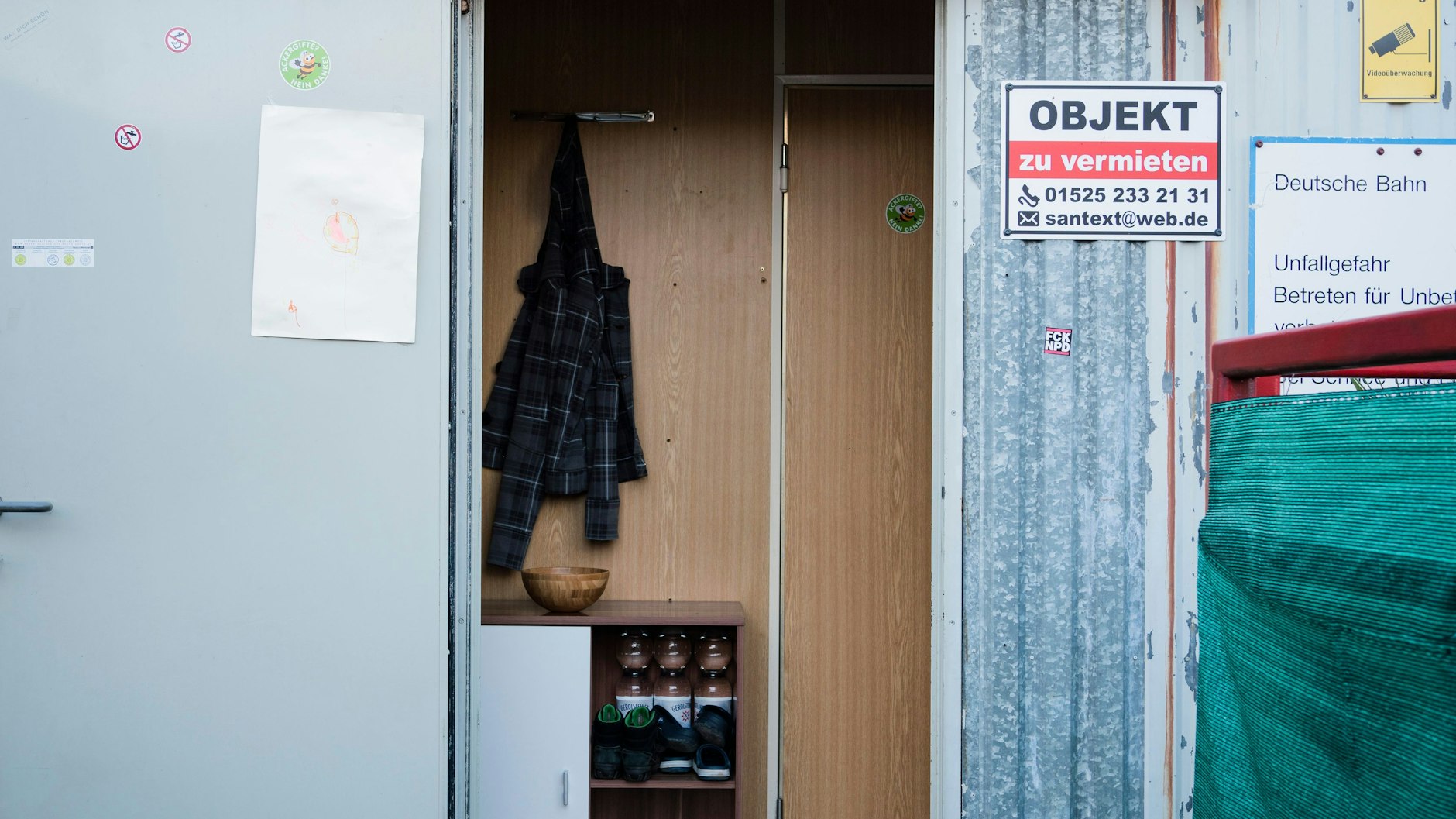 Die Container in Lichtenberg werden für mehrere Hundert Euro vermietet.