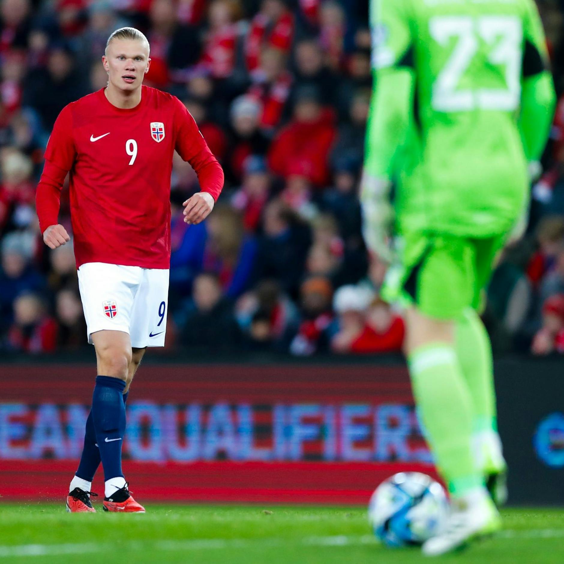 Image - Haaland braucht Hilfe: Wer schafft es zur Fußball-EM?