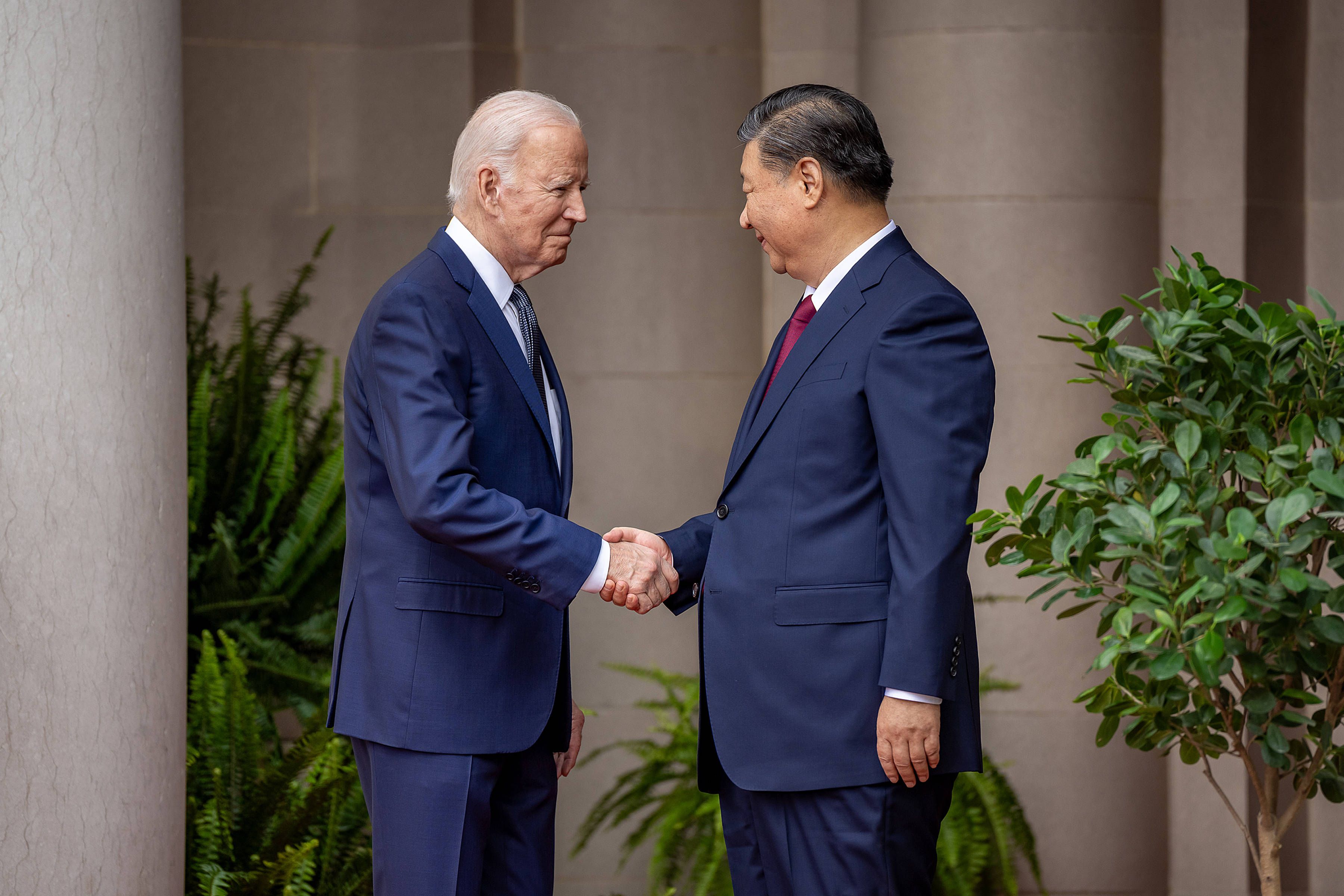 Apec-Gipfel Joe Biden trifft Xi Jinping: Selbst die Falken in China und USA wollen keinen Krieg