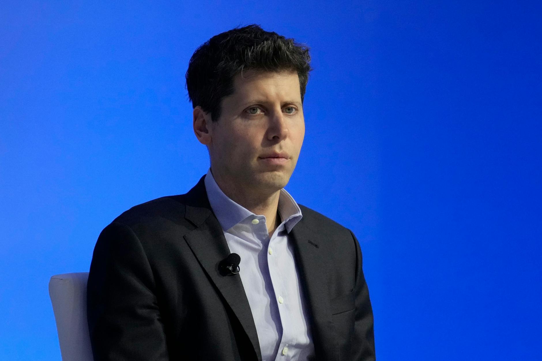 Sam Altman, CEO von Open AI und ChatGPT-Erfinder ist seinen Job los,