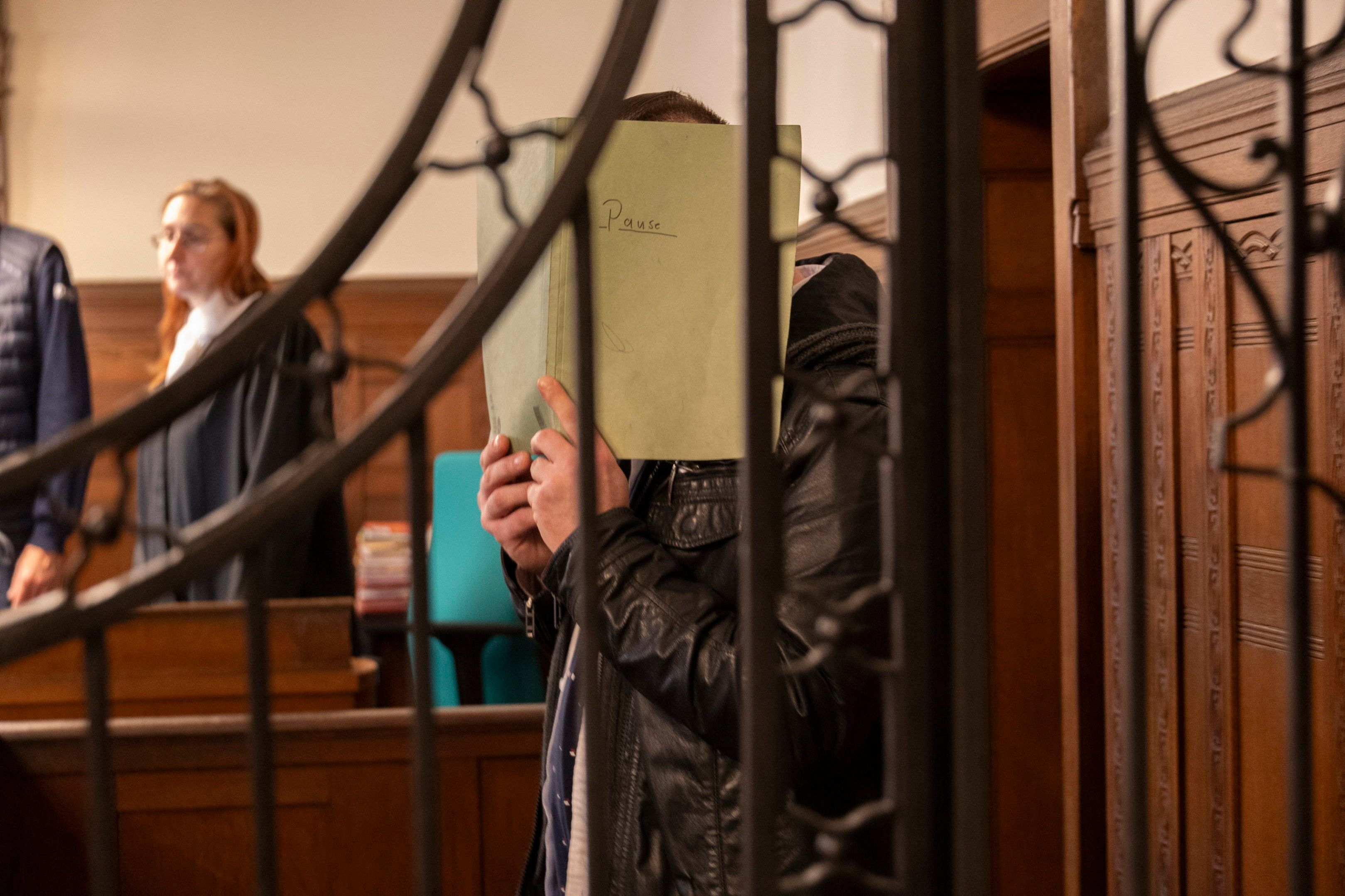 Berliner Landgericht: E-Scooter von Brücke in Lichtenberg geworfen – versuchter Mord?