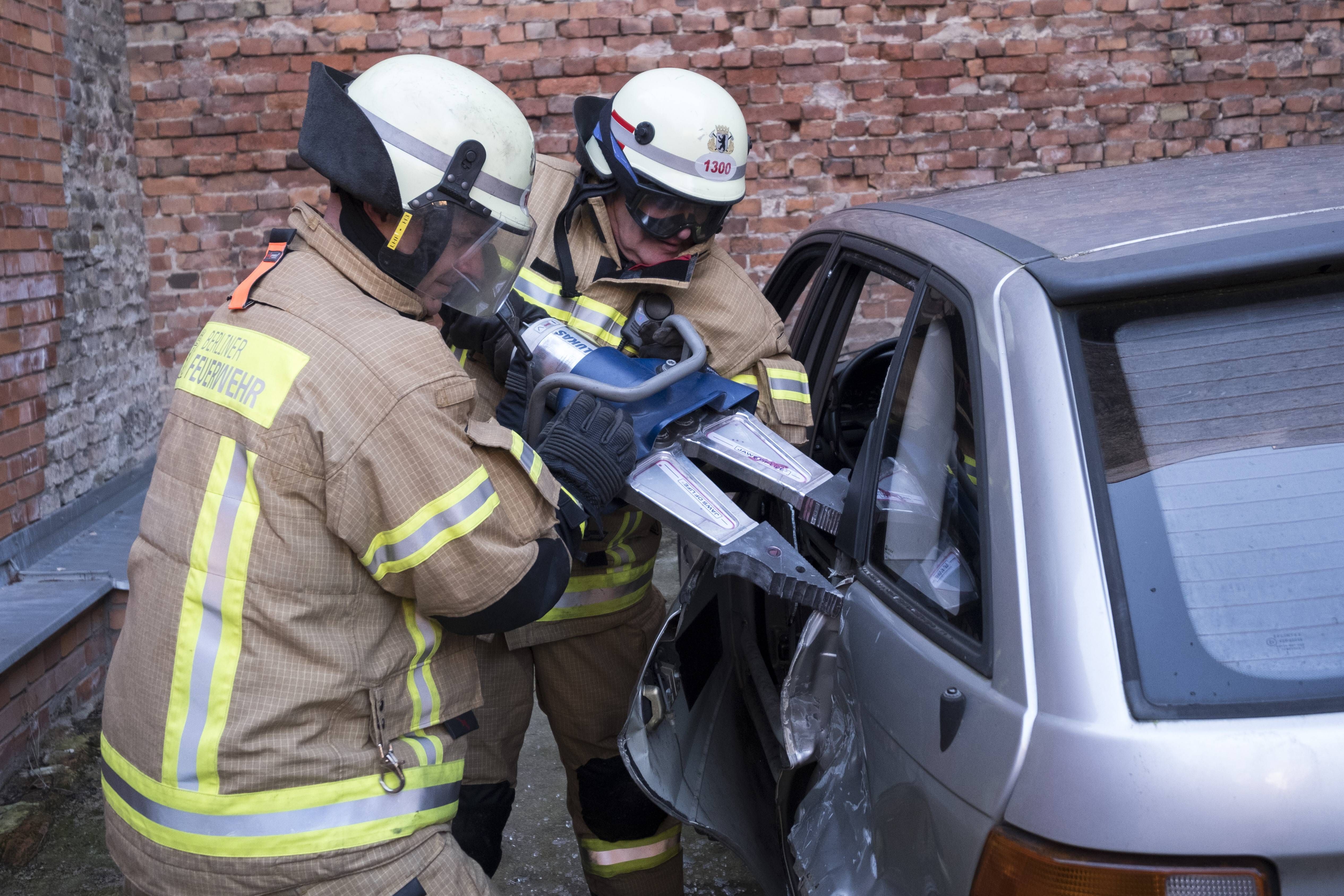 Berliner Feuerwehr: Material im Wert von 700.000 Euro entwendet