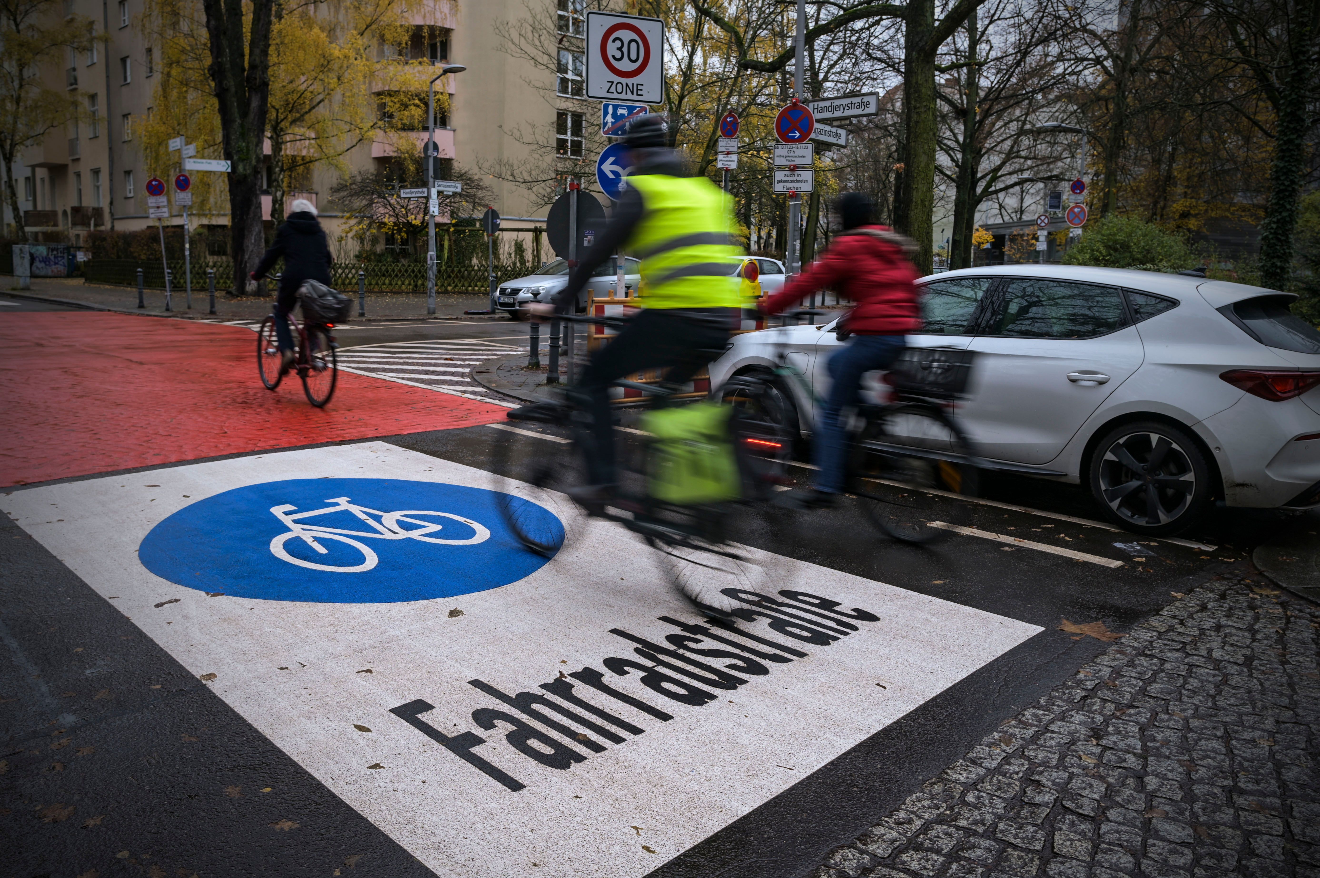 Berlin-Friedenau: Kein Recht auf Parkplätze – Gericht gibt grünes Licht für neue Fahrradstraße