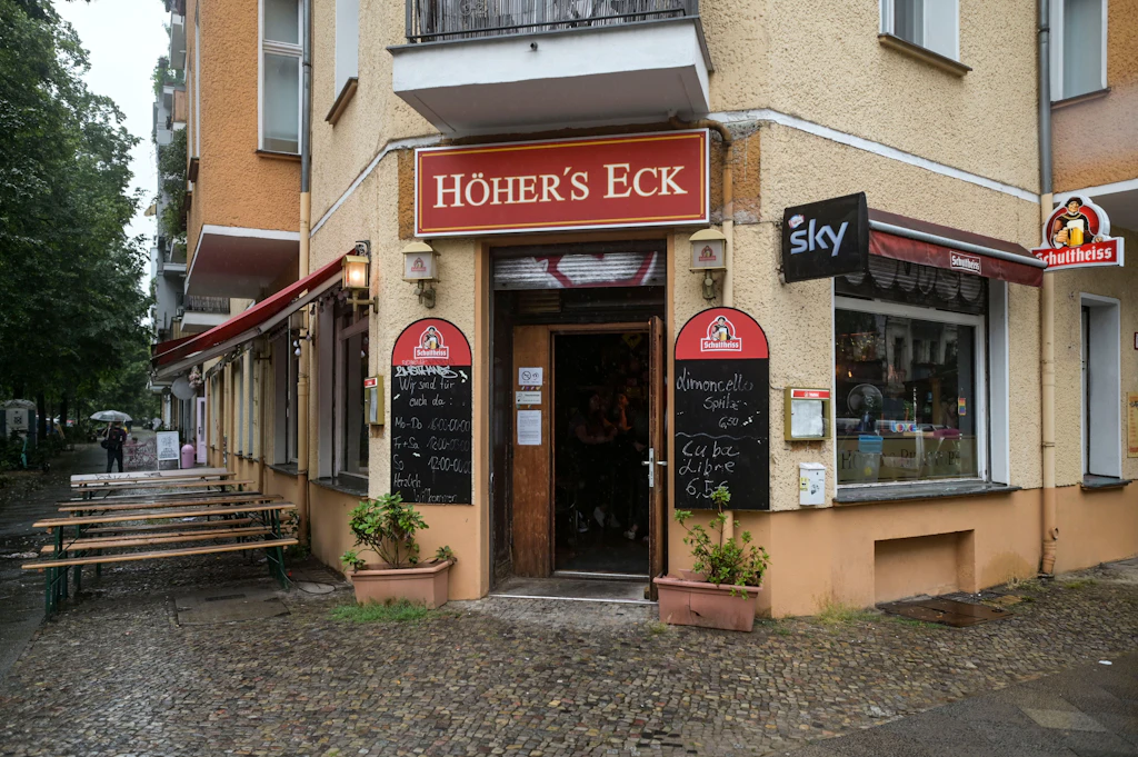 Kiezkneipe Höher’s Eck öffnet als Vereinslokal neu