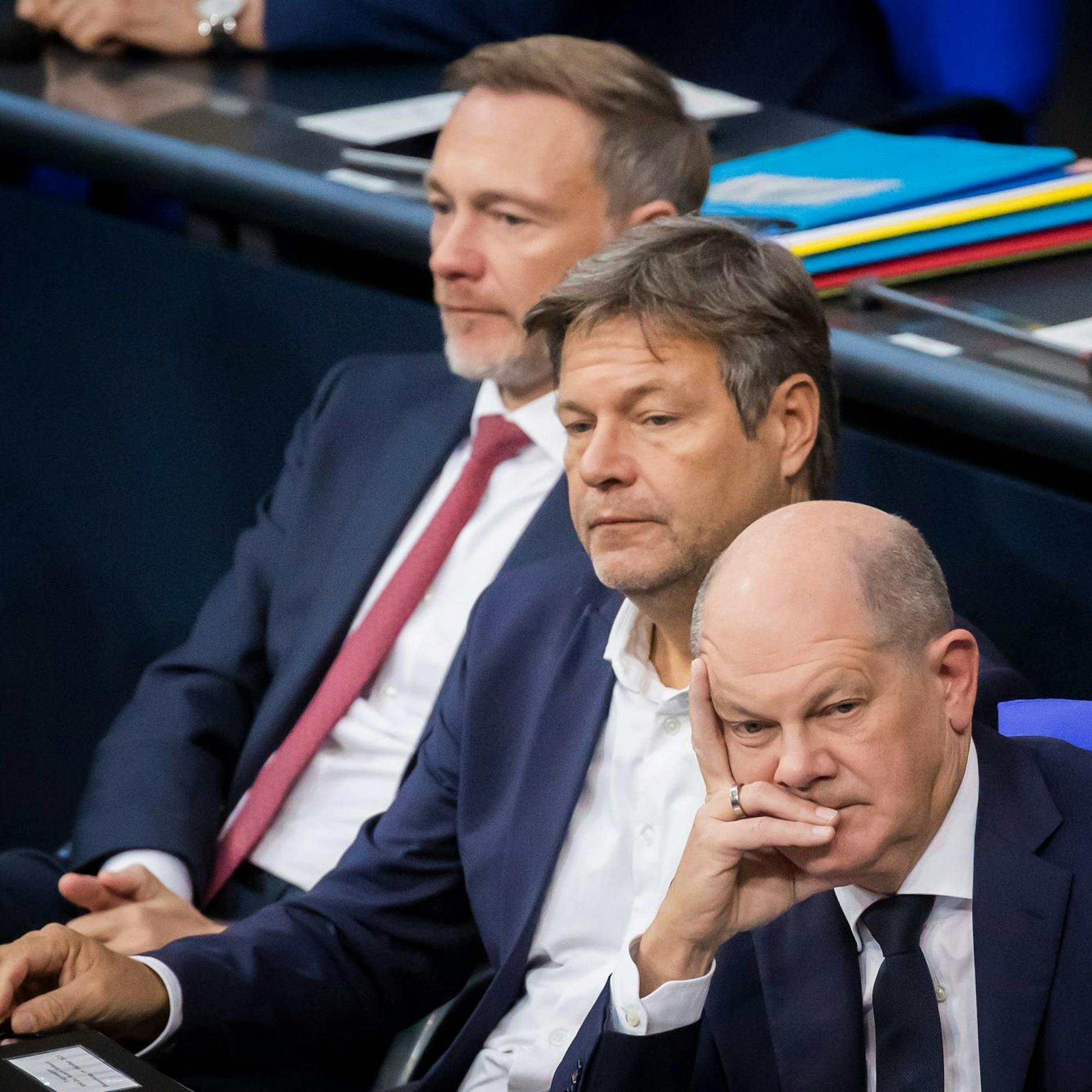 Image - Haushaltssperre: „Regierung wird Treiber der Wirtschaftskrise“ – massive Kürzungen drohen