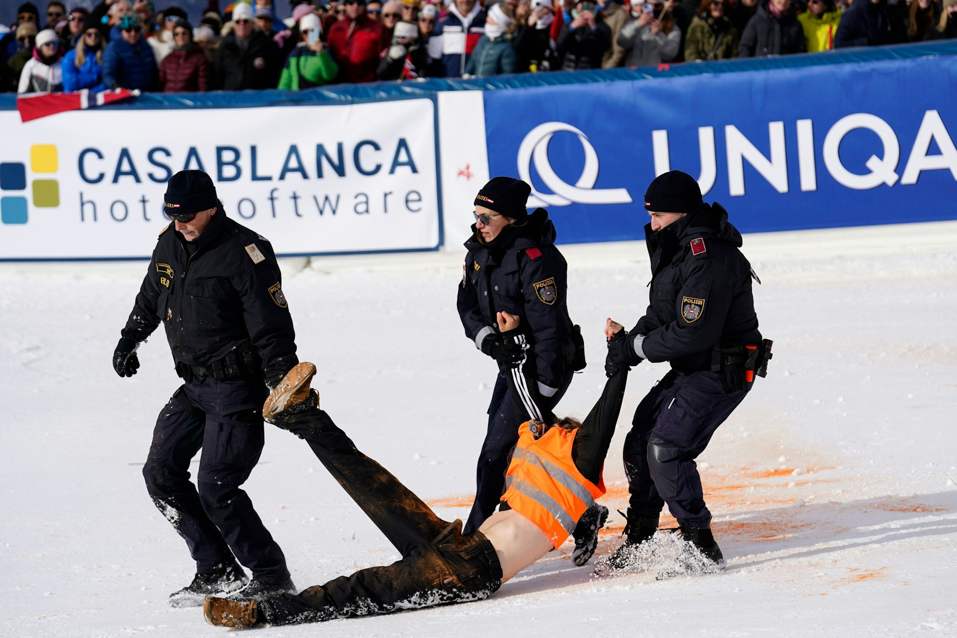 Die Letzte Generation störte am Wochenende den Ski-Weltcup in Österreich.