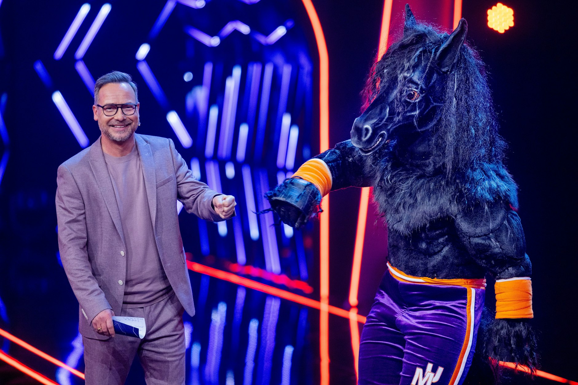 Auch der Mustang gehört zu den Teilnehmern der aktuellen Staffel Masked Singer – wer sich darunter verbirgt, ist aber noch völlig unklar.