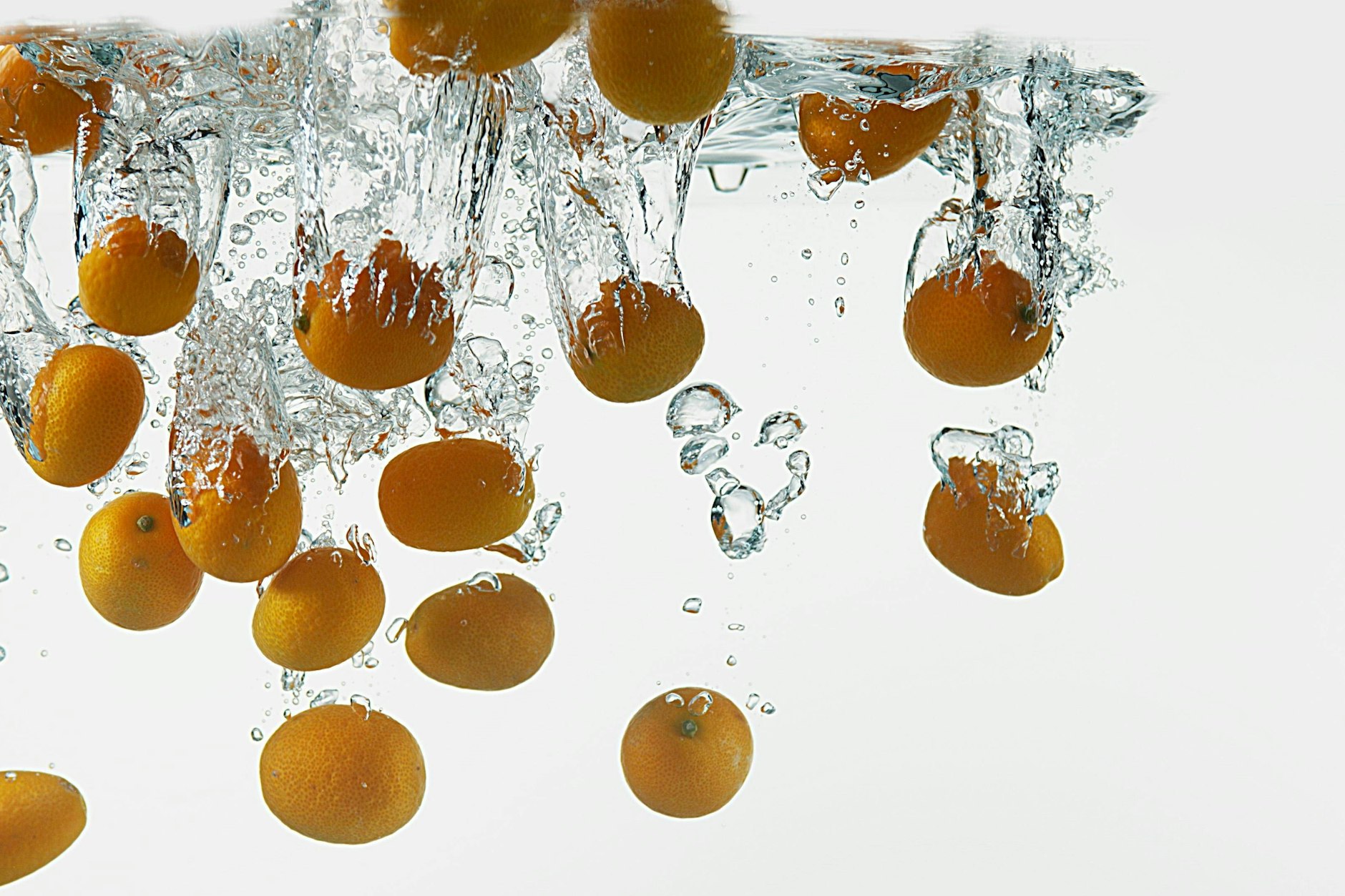 Kumquats: Kann man die süßen Früchtchen mit Schale essen? 