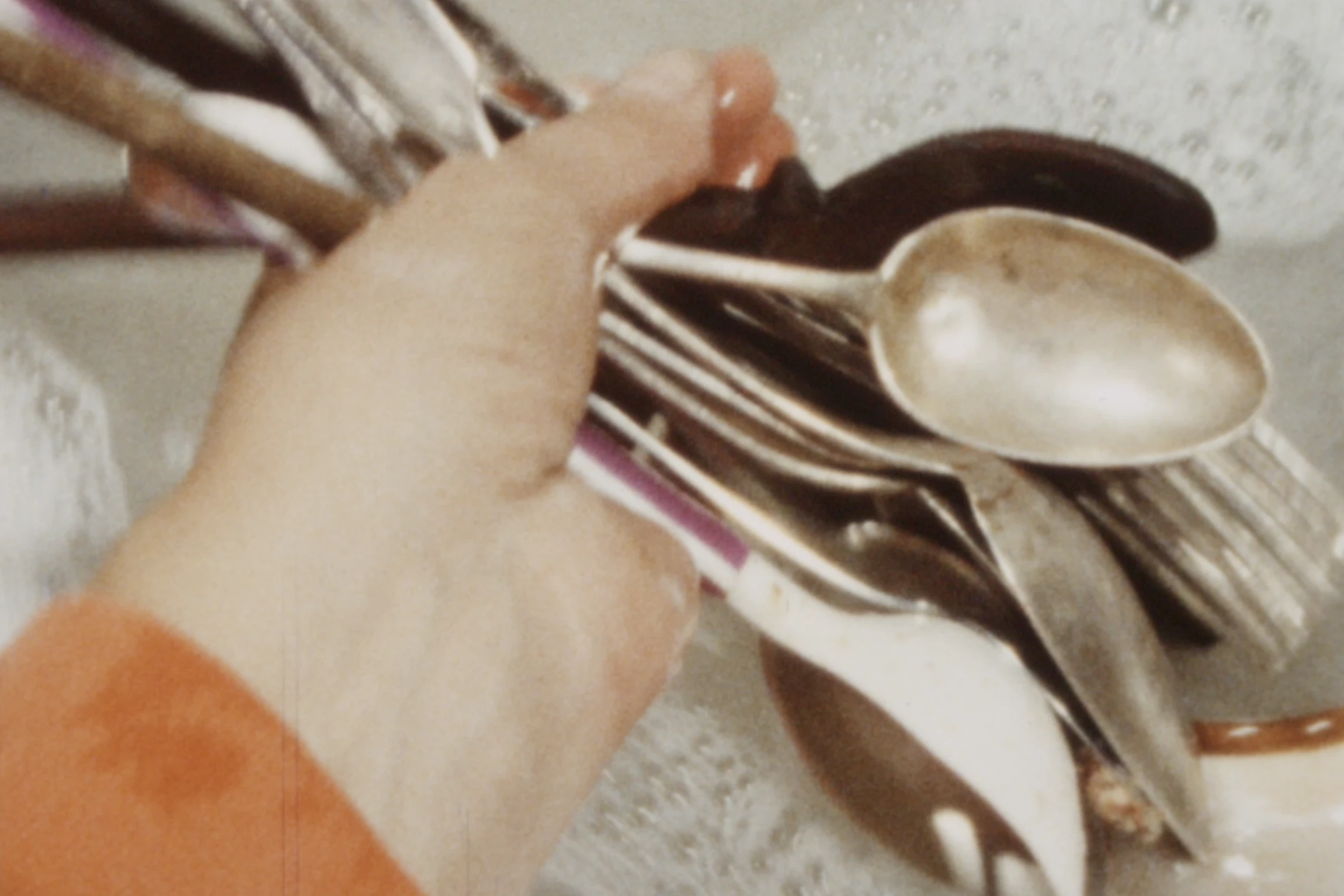 Margaret Raspé: „Alle Tage wieder – let them swing!“, 1974, Super 8, Farbe, ohne Ton, 20 Min., Filmstill