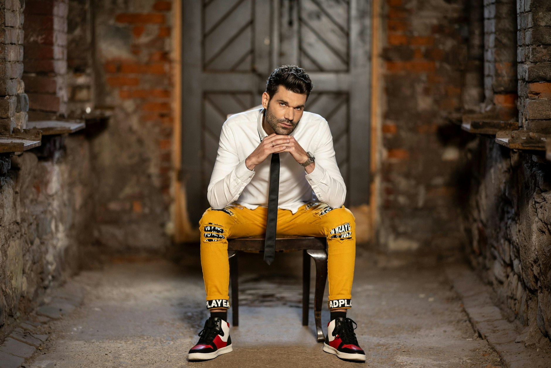 Mike Cees sieht bei „Das große Promi-Büßen“ nicht ein, dass er ein Kontrollfreak ist.