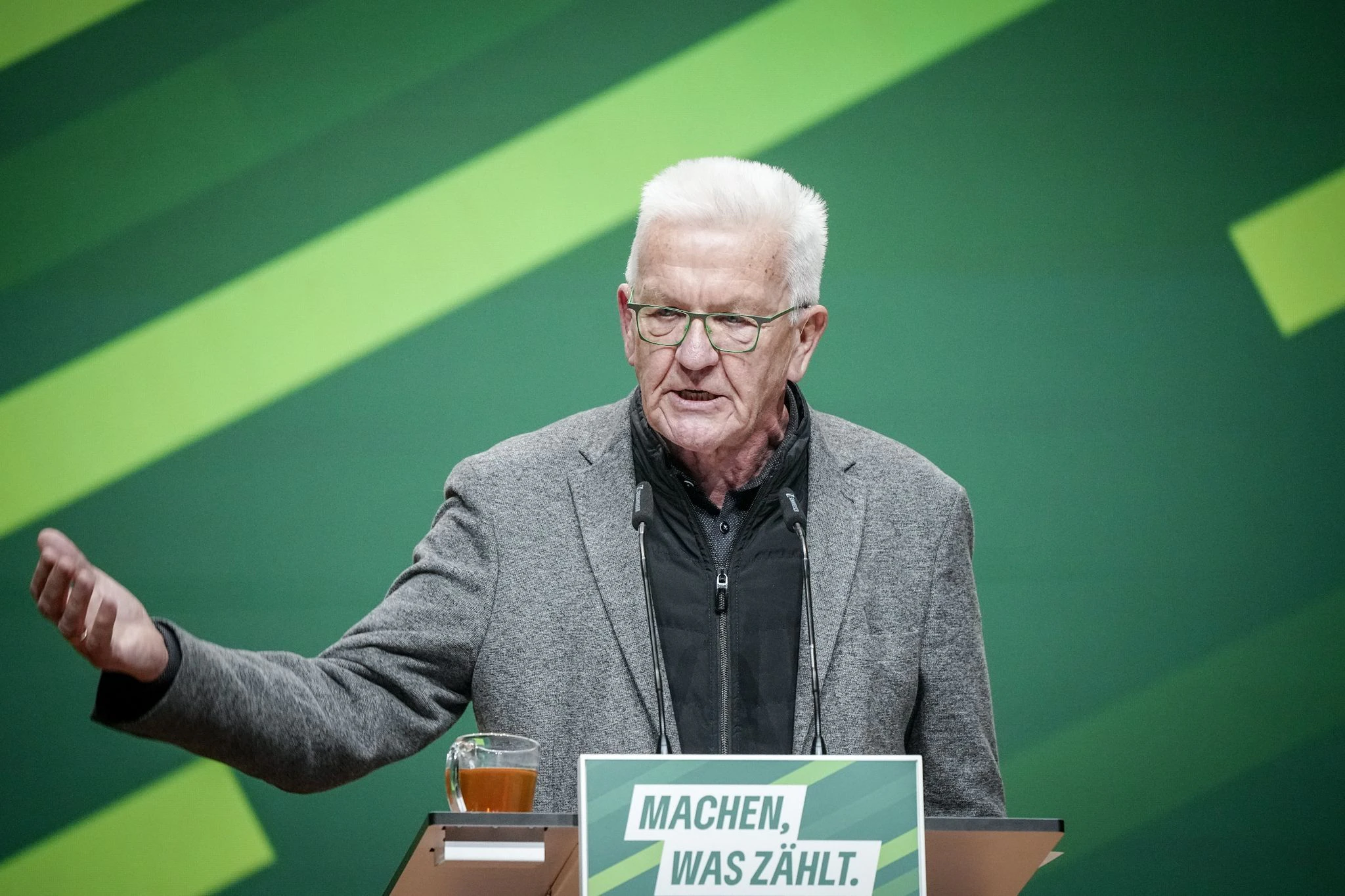 Baden-Württembergs Ministerpräsident Winfried Kretschmann zur umstrittenen Reform der europäischen Asylpolitik: «Ich bin überzeugt, das ist der richtige Kurs.»  