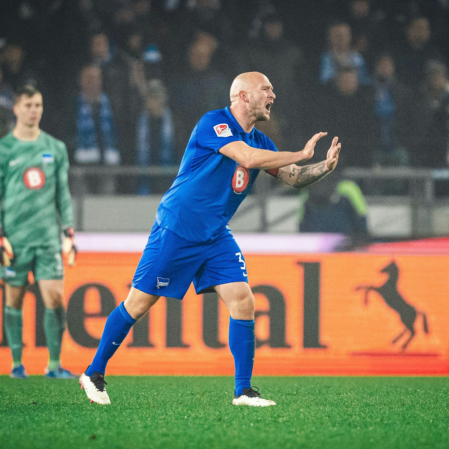 Hertha-Kapitän Toni Leistner: „Zum Kotzen, diese Schweinetore!“
