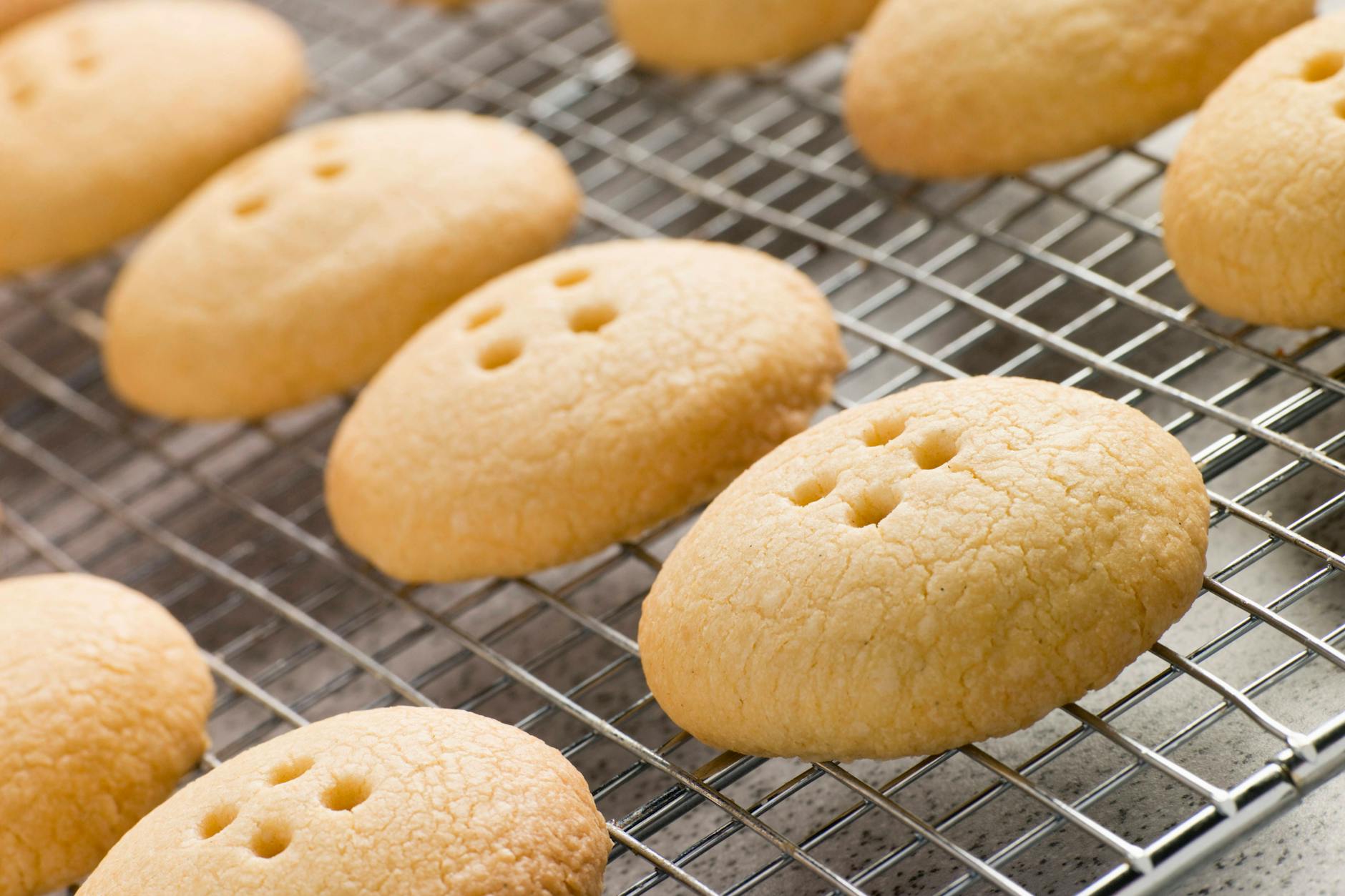 Das Rezept für Pudding-Plätzchen ist supersimpel und so lecker.