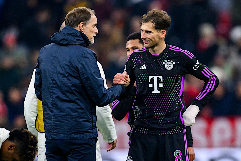 ARCHIV - Bekommt ein Sonderlob von Bayern-Coach Thomas Tuchel (l): Leon Goretzka.  