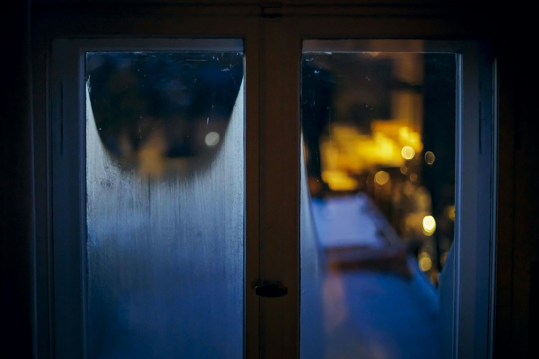 In Berlin wird es am Wochenende bitterkalt. Wir wissen, was das heißt: In vielen Haushalten werden wieder die Fenster beschlagen!