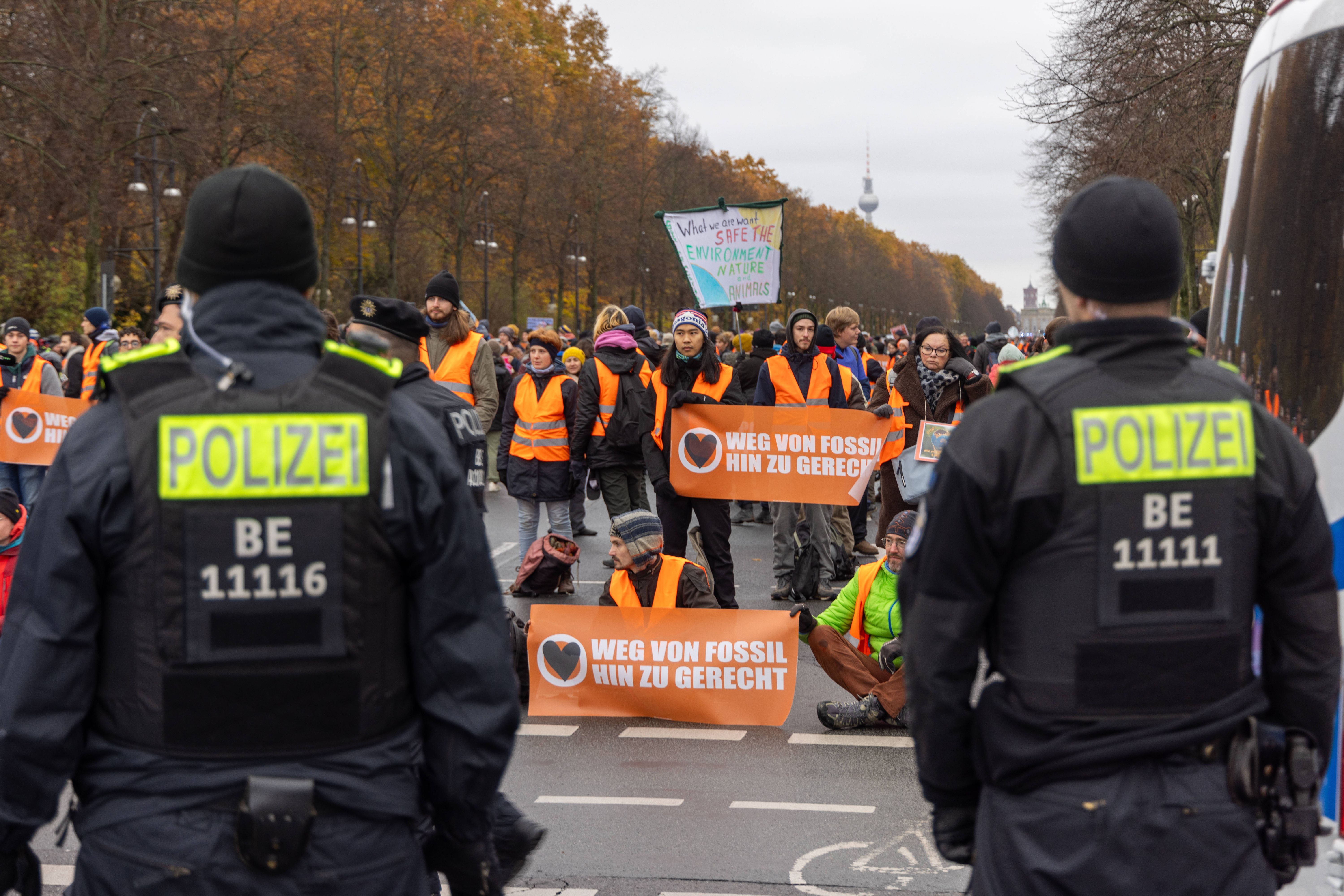 Liveticker: Klimakleber Zurück In Berlin! HIER Blockieren Sie Gerade