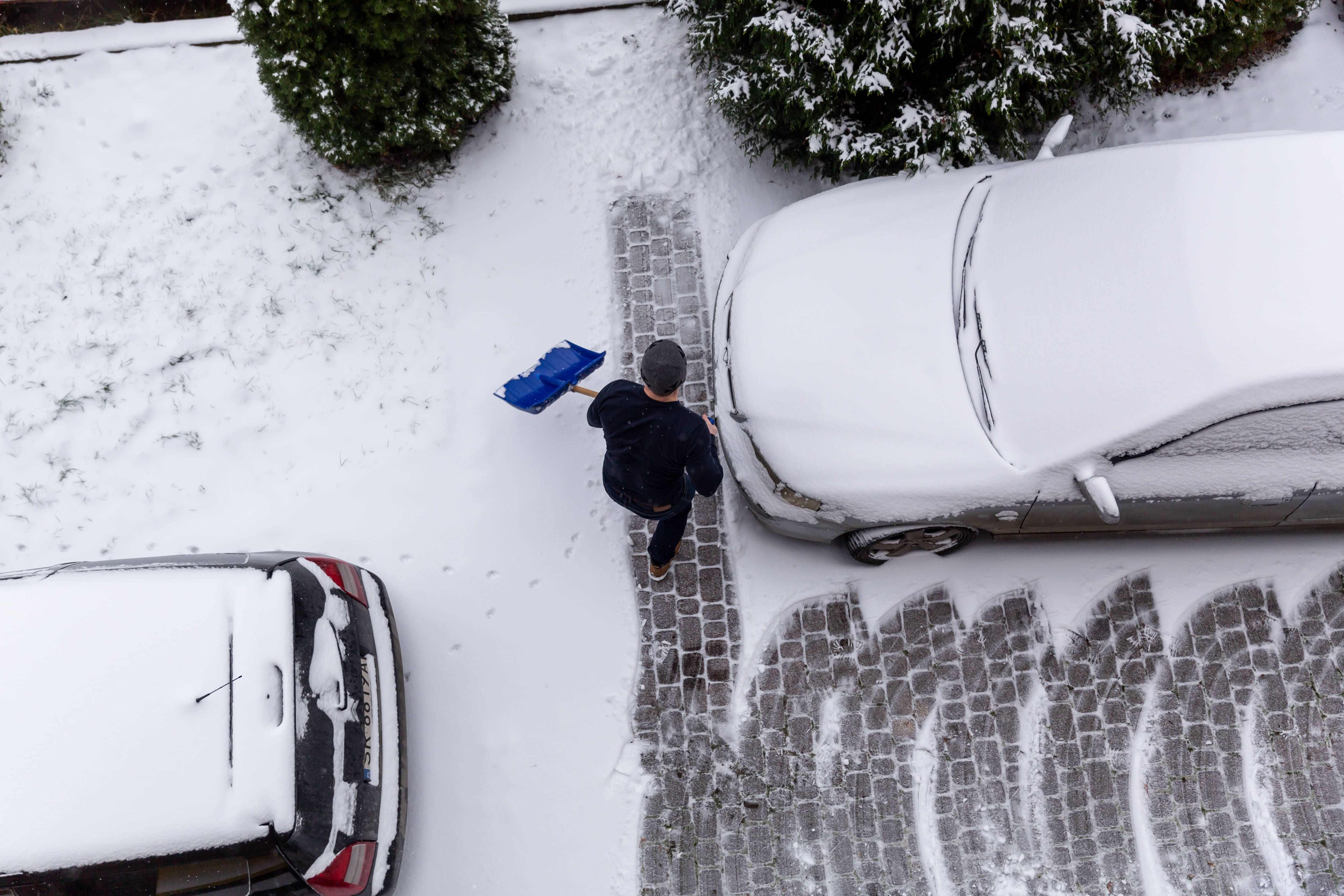 Wintereinbruch: Welche Regeln Berliner über das Schneeschippen kennen müssen