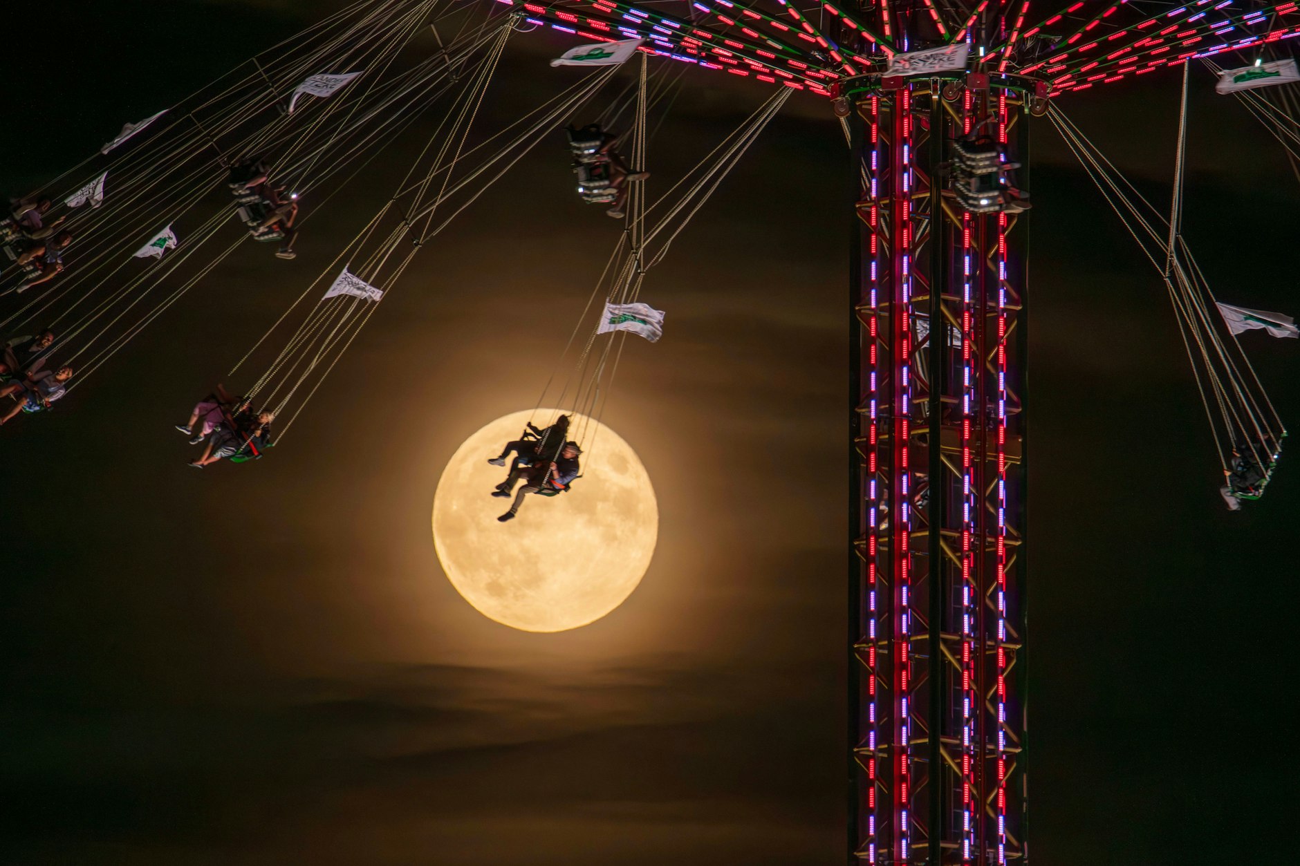 Was das Jahr 2024 für Ihr Sternzeichen bringt, erfahren Sie im Horoskop.