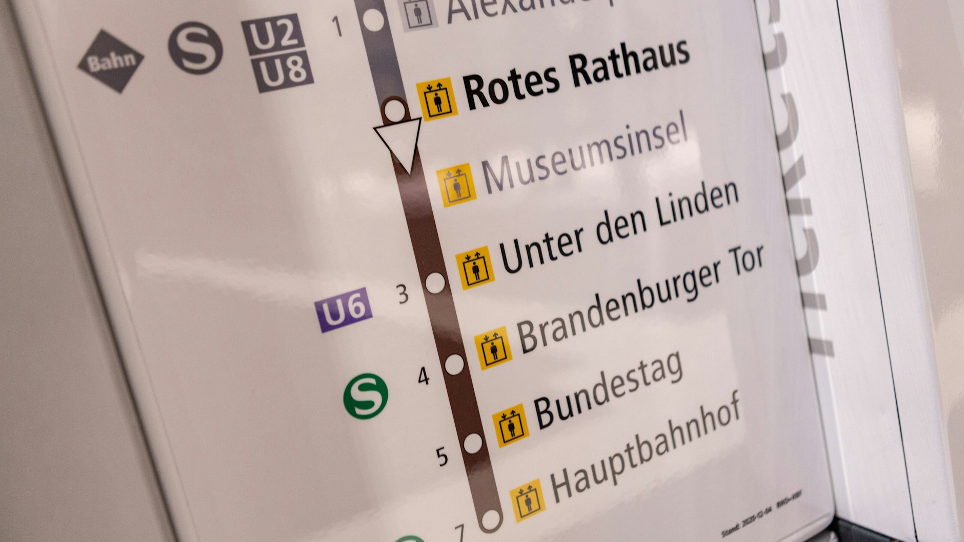 Der Fahrplan der U5 – die Linie hieß früher A-III.