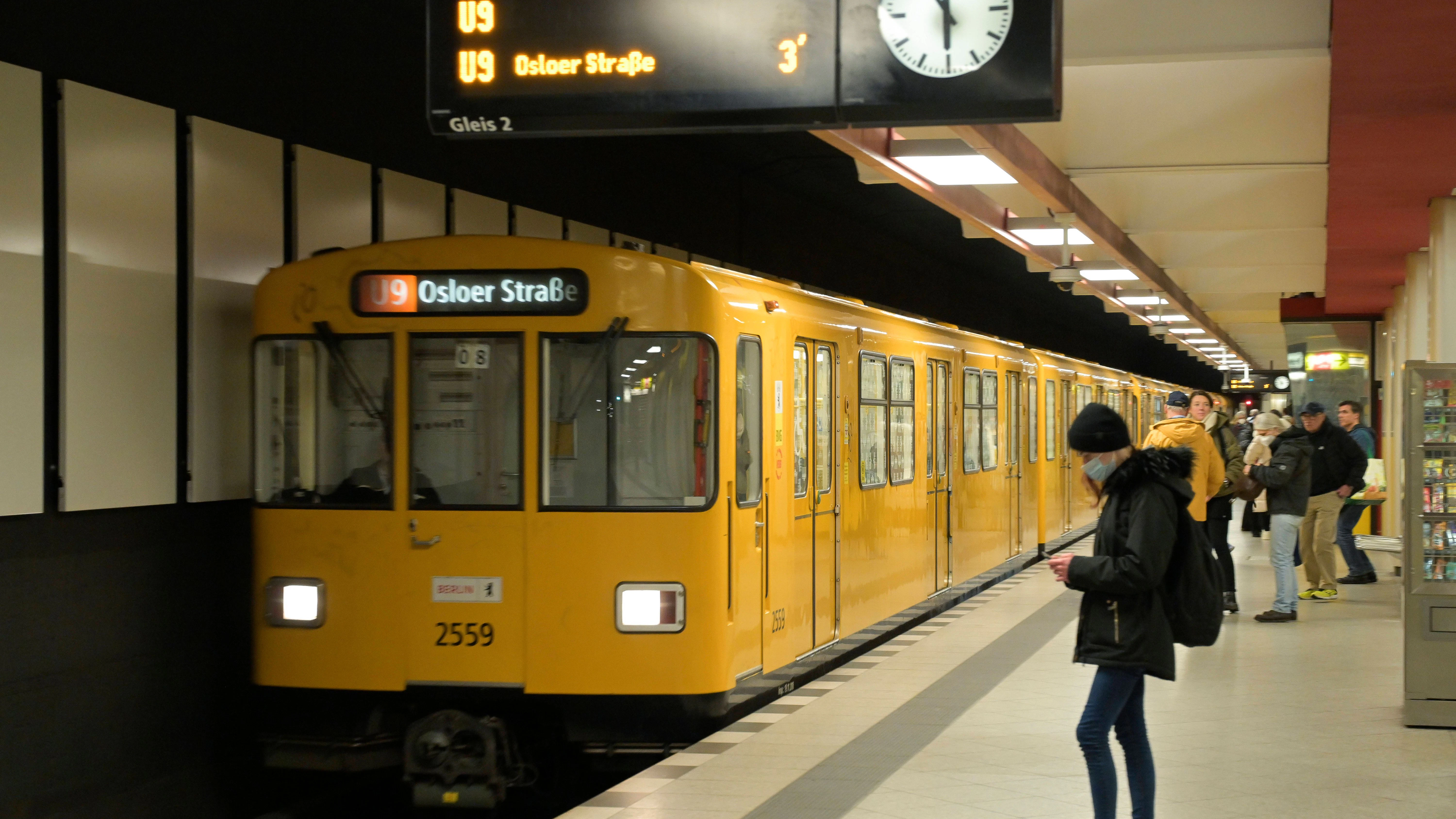 Die U9 soll über die Endstation Osloer Straße hinaus über Pankow Kirche, Heinersdorf, Blankenburg und Karow in das neue Stadtquartier verlängert werden.