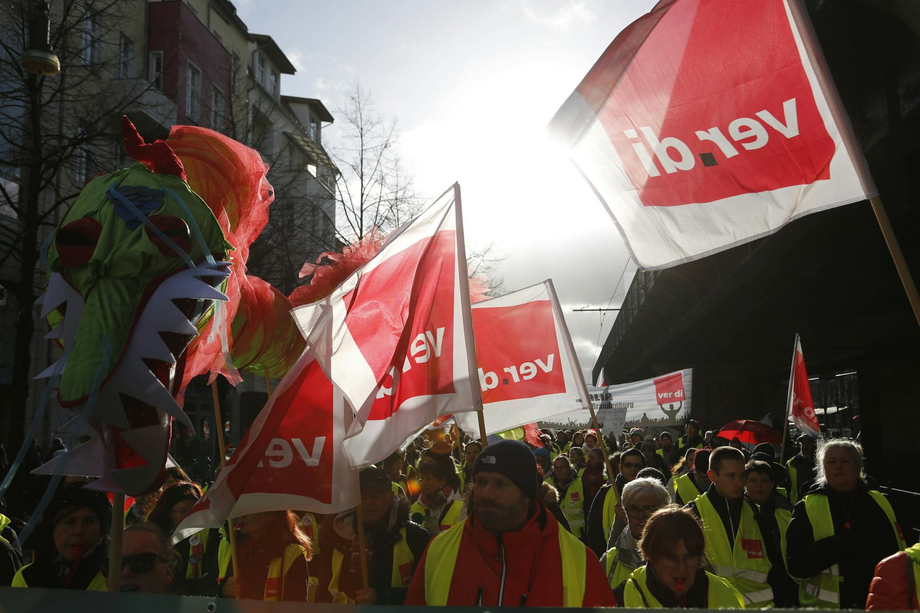 Erneute Verdi-Demonstration: In Berlin-Mitte kommt es zu Verkehrseinschränkungen.