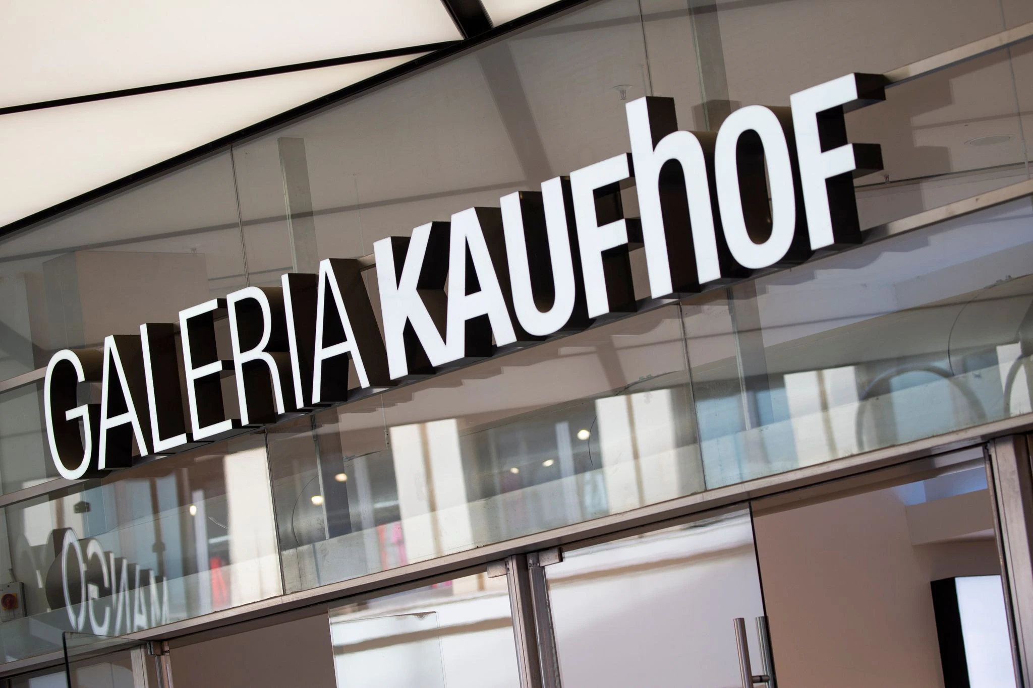 ARCHIV - «Wenn die Signa GmbH ihre finanzielle Unterstützung nicht wie zugesagt leisten kann, muss das Galeria-Management vorbereitet sein», fordert Verdi.  