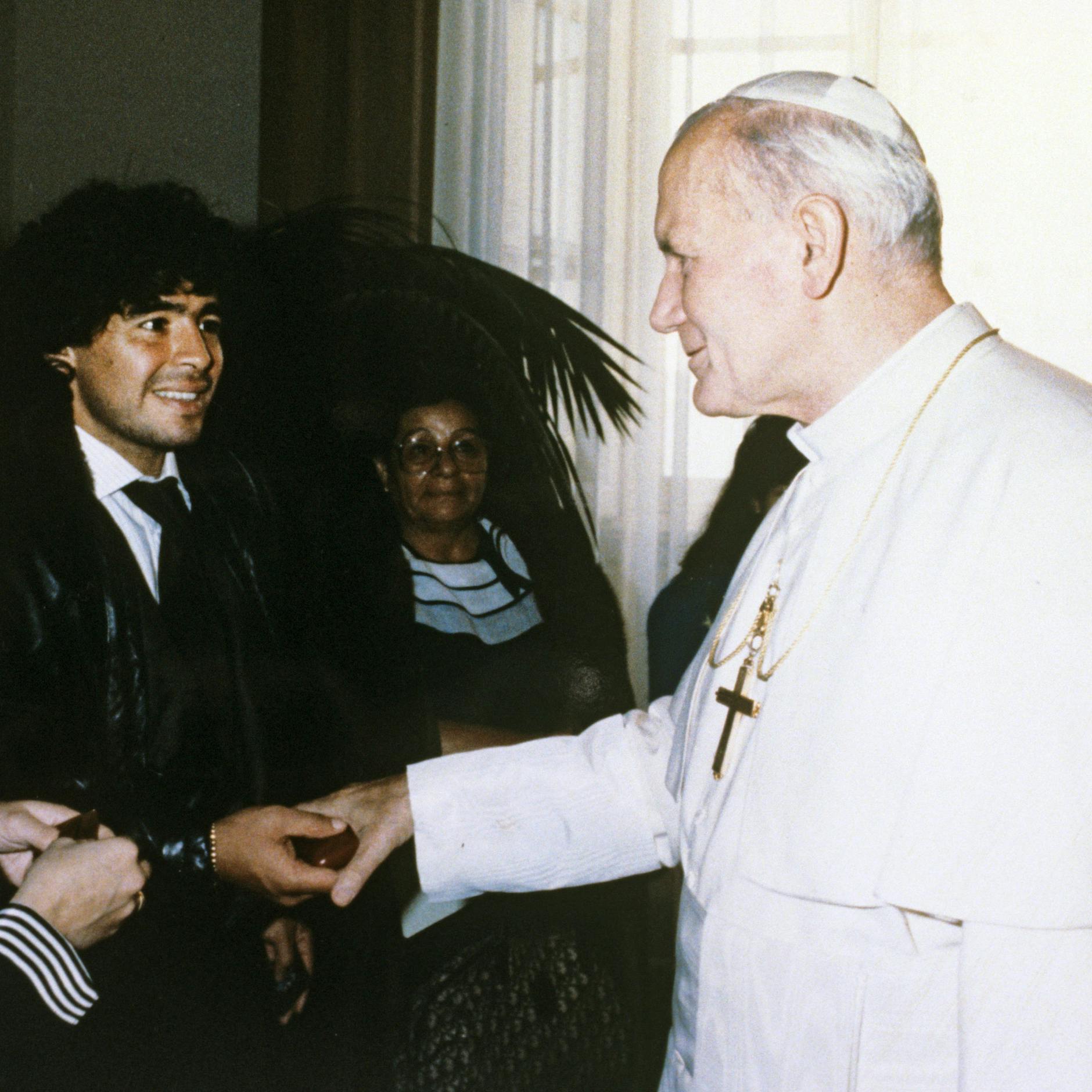Image - Kokain im Vatikan: Diego Maradona kokste während Privataudienz beim Papst