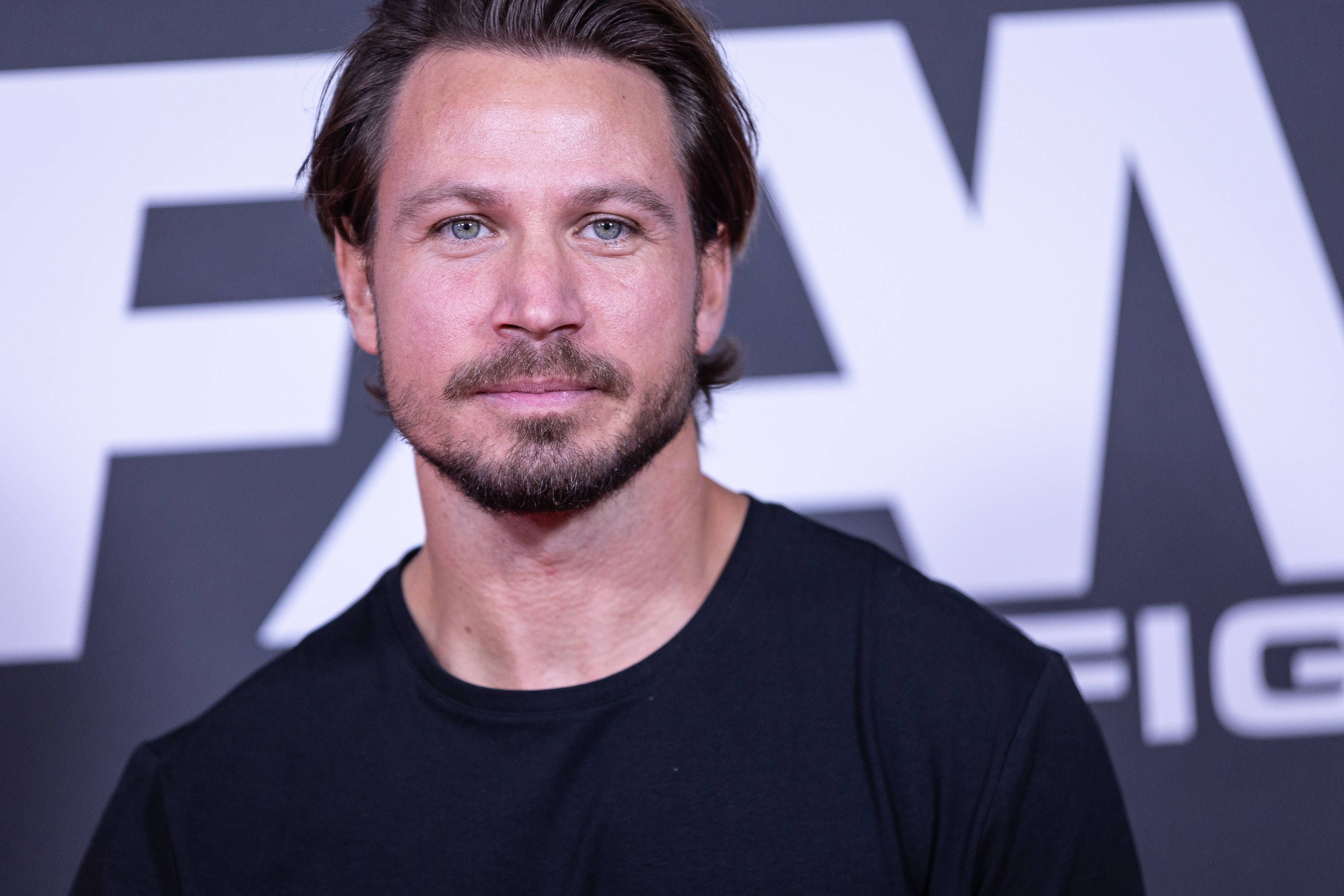 Sebastian Pannek kündigt seinem Management - wegen Amira Pocher!