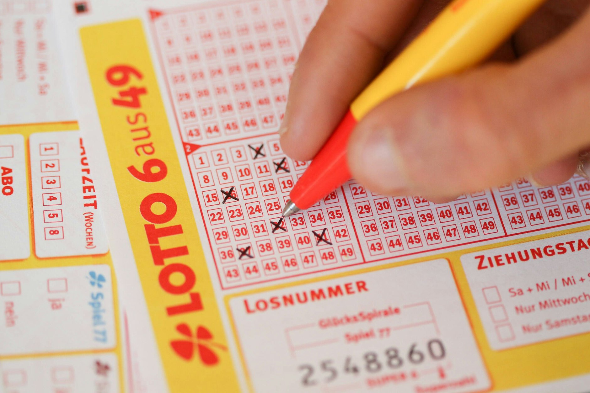 Welche Zahlen wurden in der Geschichte von Lotto am häufigsten gezogen? Eine neue Auswertung verrät es.
