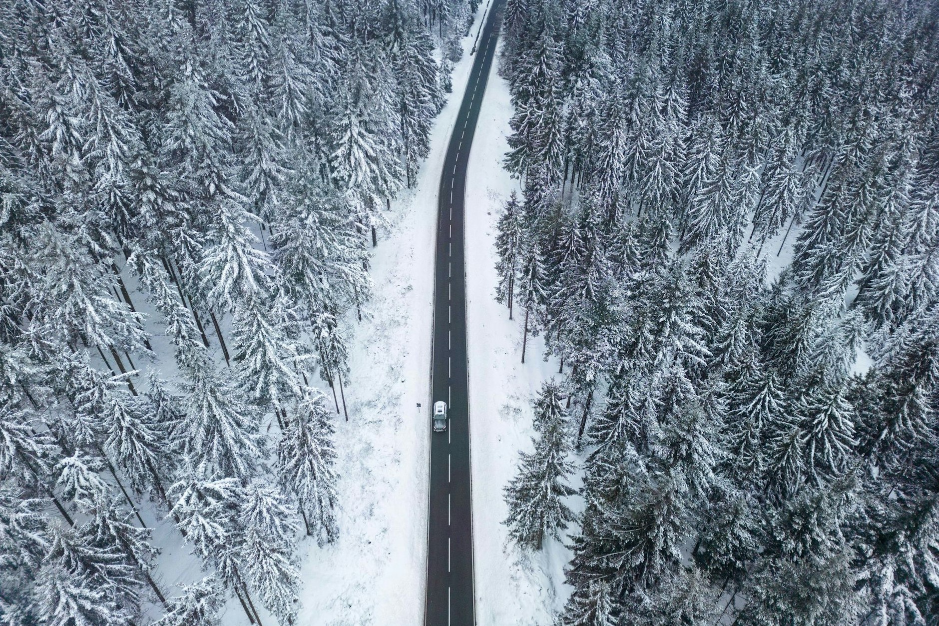 Der Winterdienst streikt. Dabei soll es auch in den kommenden Tagen winterlich kalt und glatt bleiben.