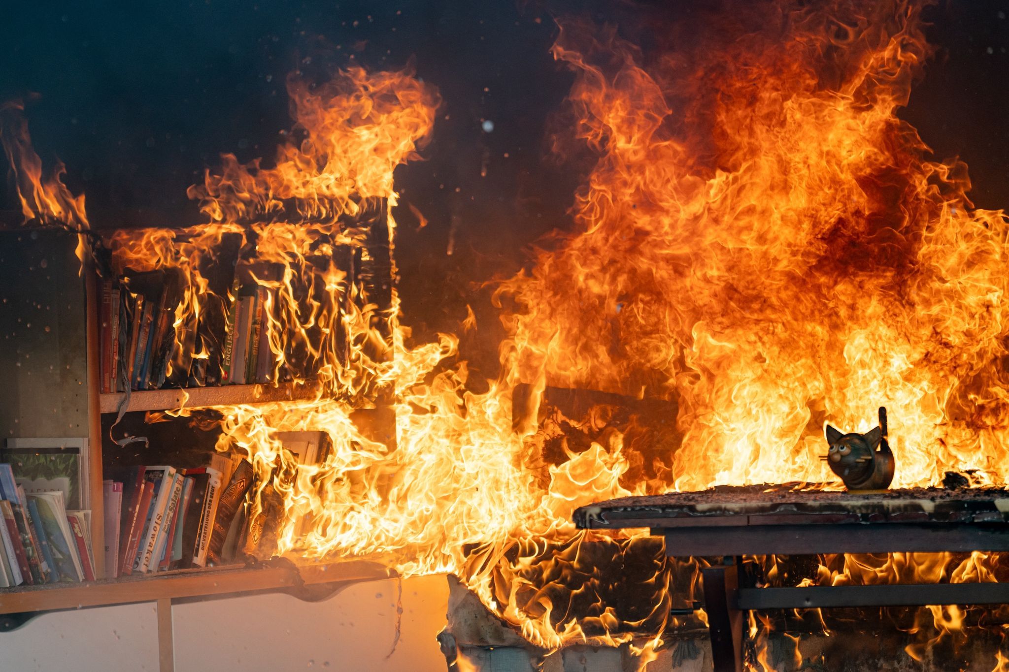 Sichere Adventszeit ohne Feuer: Berliner Feuerwehr gibt Tipps gegen Wohnungsbrände