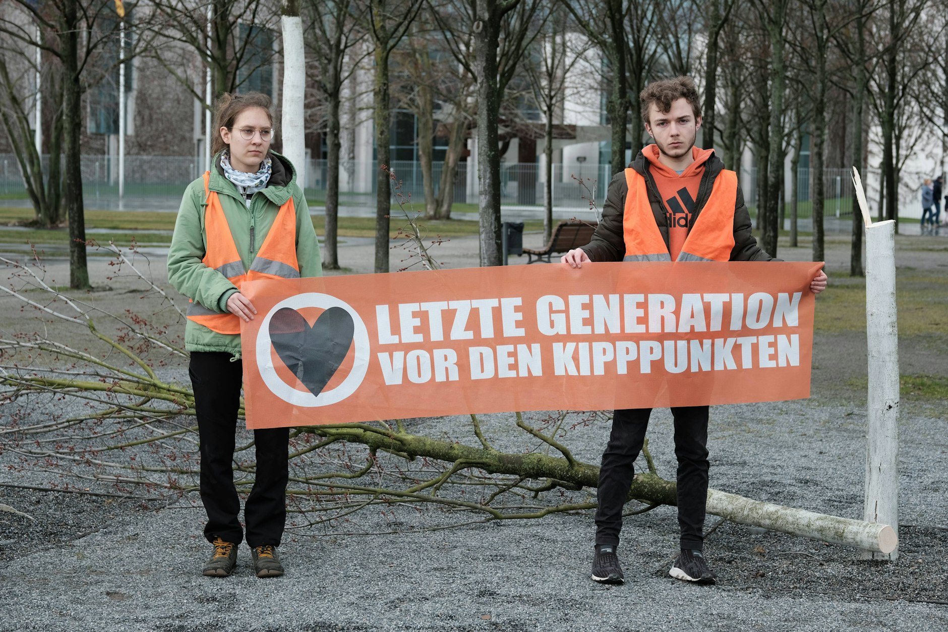 Die Letzte Generation blockiert diese Woche wieder den Straßenverkehr in Berlin.