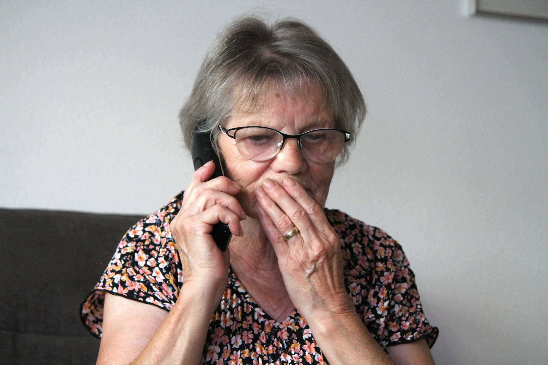 „Ihr Sohn hat ein Kind angefahren“: Mit solchen Schock-Anrufen versuchen Betrüger jetzt abzukassieren.