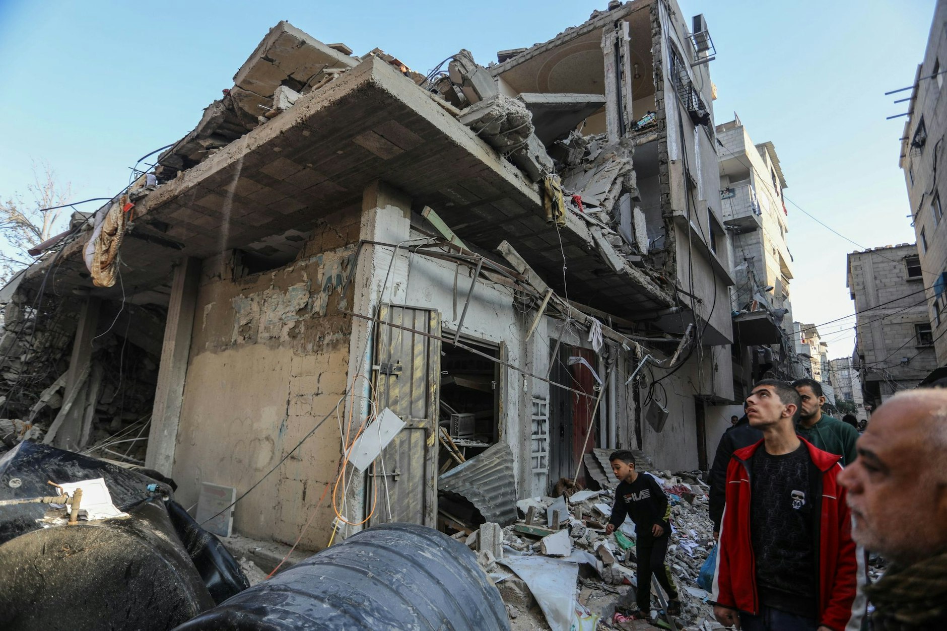 Feuerpause verstrichen: Die Hoffnung auf die Freilassung weiterer Geiseln im Gazastreifen hat sich vorerst zerschlagen. Israels Armee hat die Kämpfe wieder aufgenommen.  