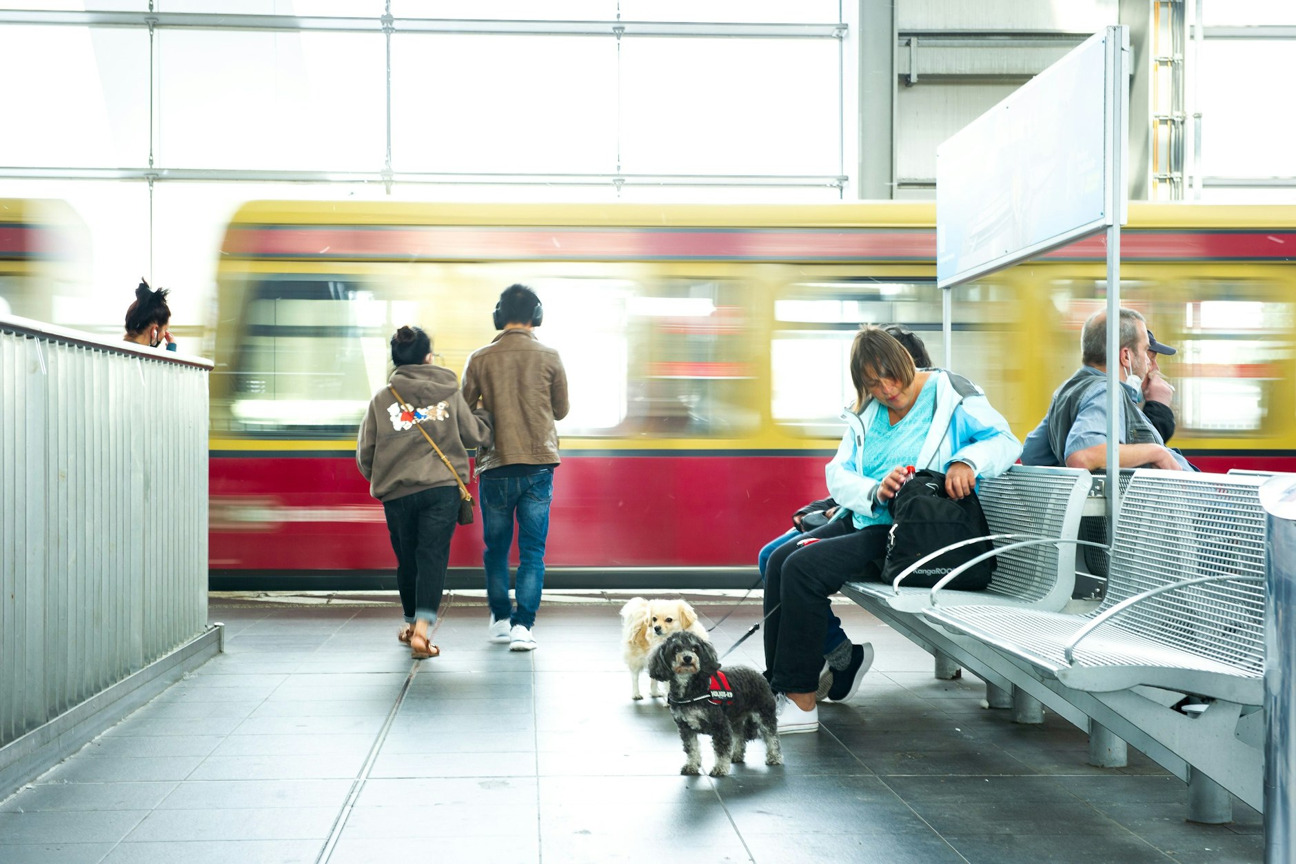 Der Bahnhof Ostkreuz, an dem S-Bahnen und Regio-Züge halten, liegt im Test auf Platz 46 von 50.