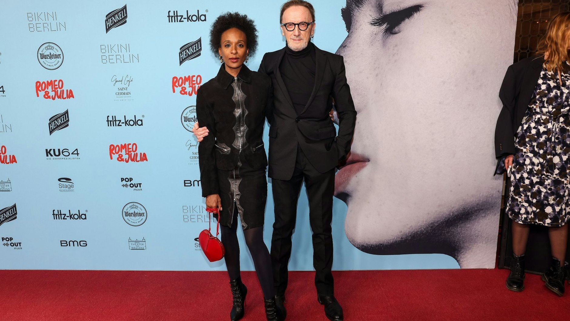 Marius Müller-Westernhagen mit seiner Frau Lindiwe bei der Premiere des Musicals „Romeo &amp; Julia“ im Theater des Westens. Zusammen leben sie in Berlin-Mitte.