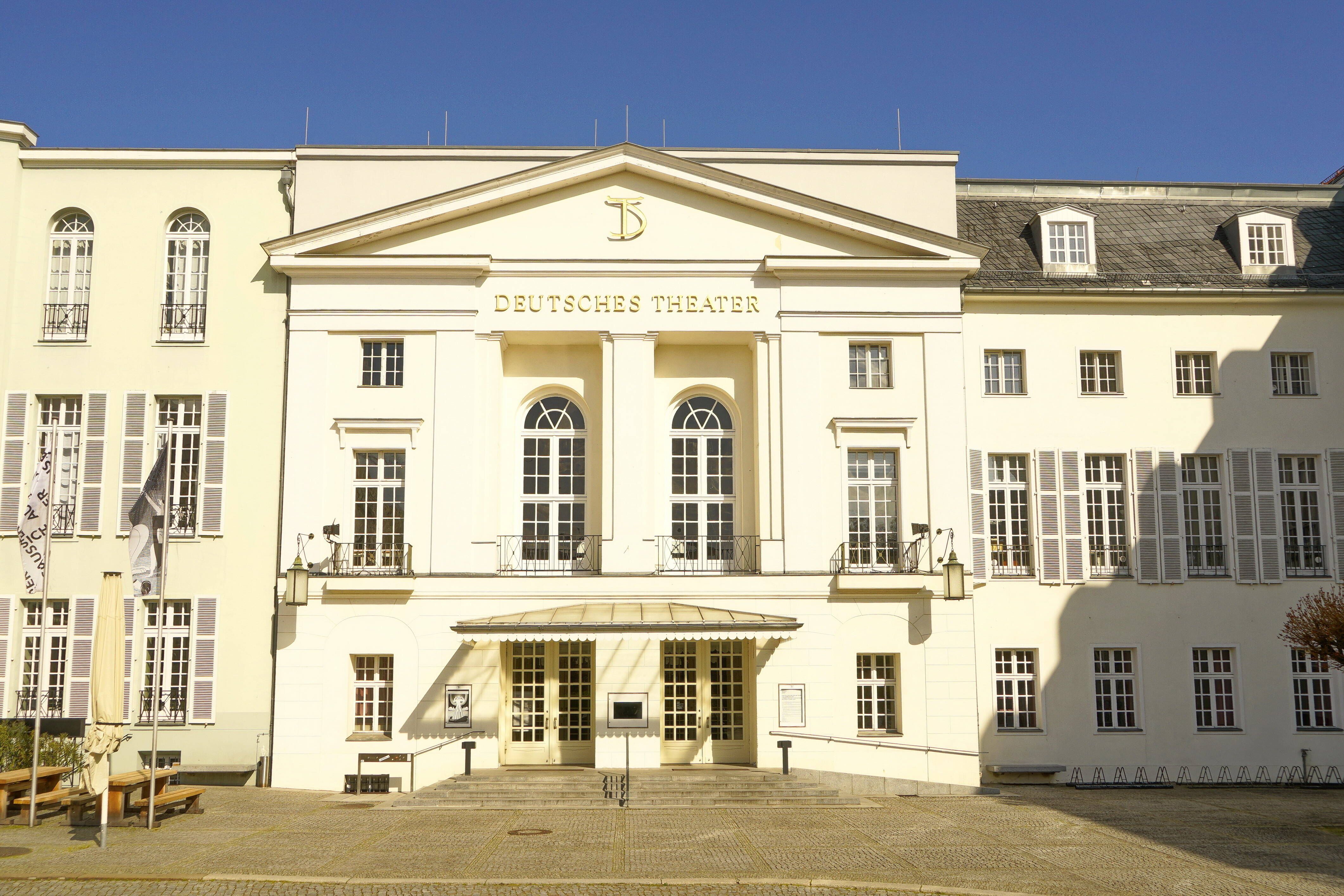 Deutschen Theater mit roten Zahlen: Ist das Defizit existenzgefährdend?