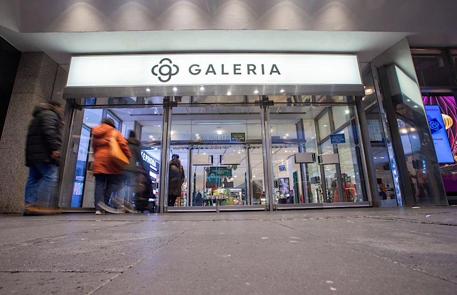 Zu Signa Prime Selection gehören u.a. das Berliner Luxuskaufhaus KaDeWe und die Gebäude der Kaufhauskette Galeria Karstadt Kaufhof.