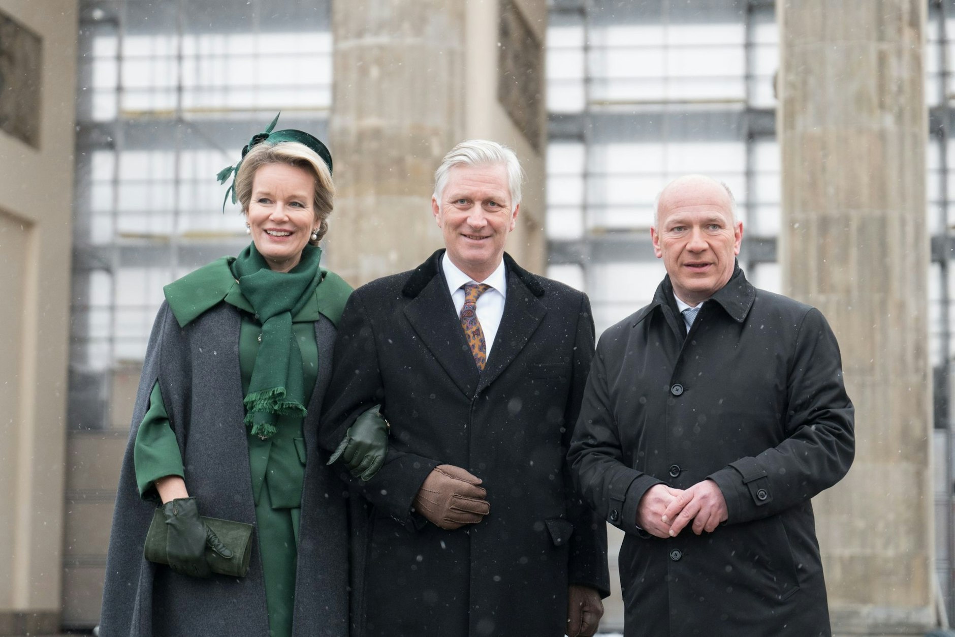 V.l.n.r.: das Königspaar Königin Mathilde und König Philippe und Berlins Regierender Bürgermeister Kai Wegner (CDU)