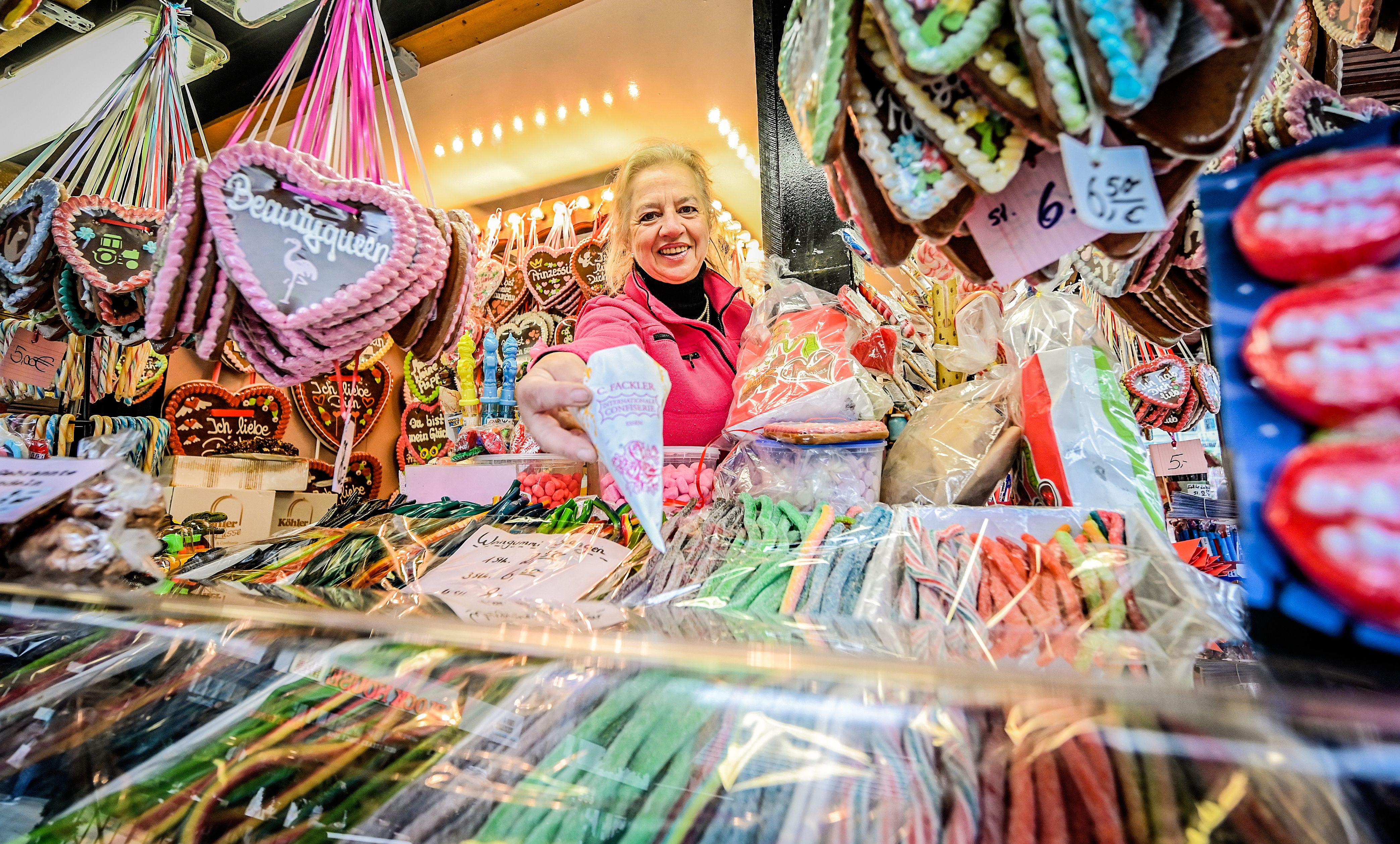 Vorsicht, Glühwein & Co.: So viel Kalorien hat das Essen auf dem Weihnachtsmarkt