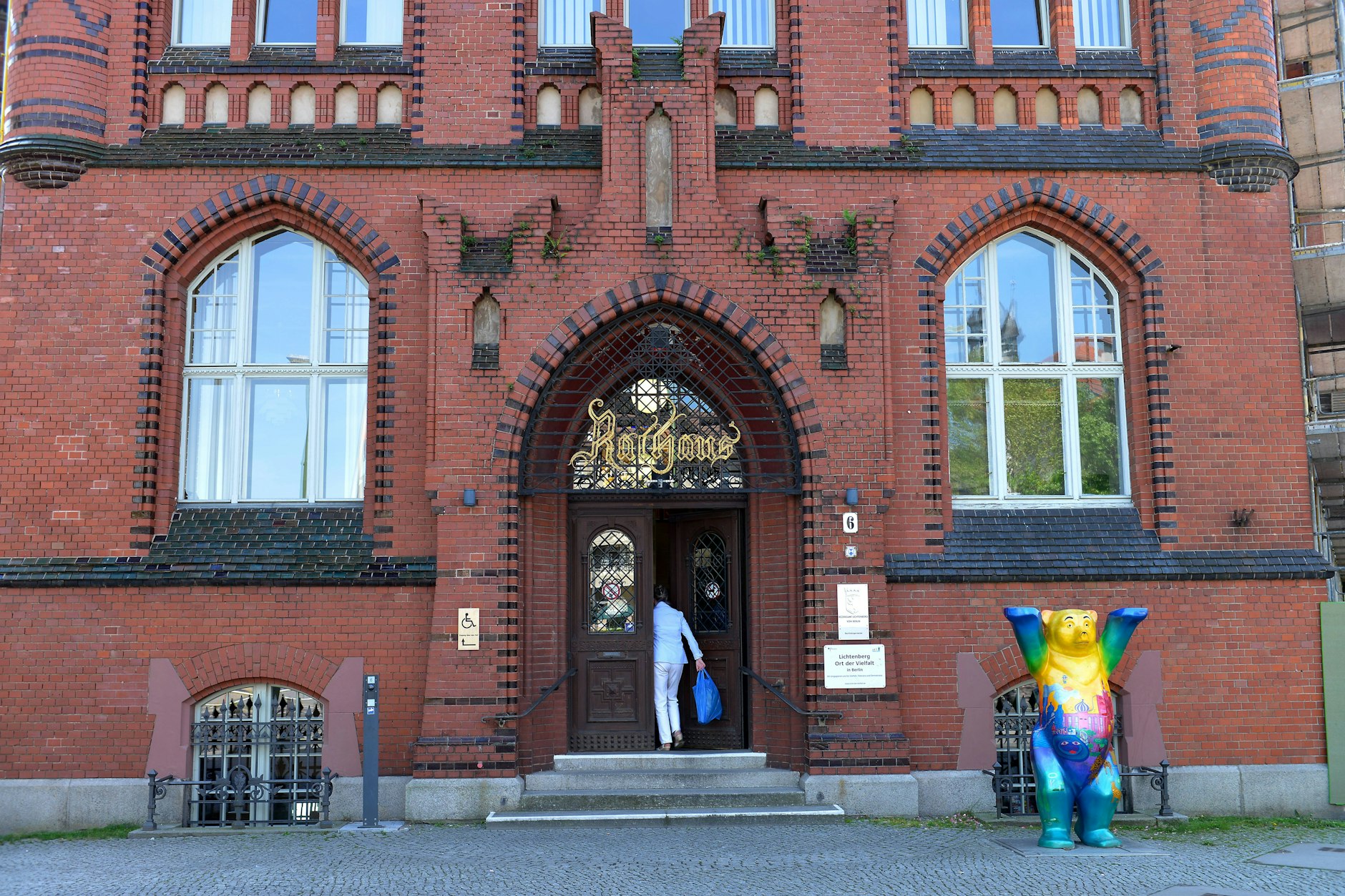 Im Rathaus Lichtenberg rumort es gewaltig.