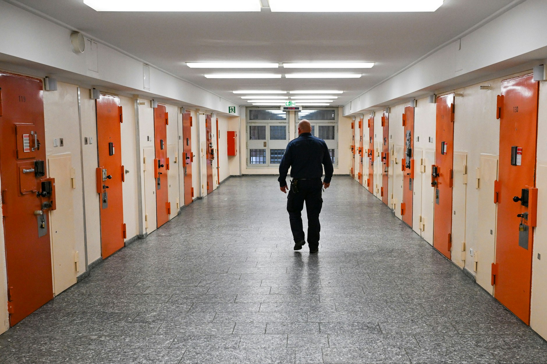 Zellentüren in der JVA Moabit in Berlin