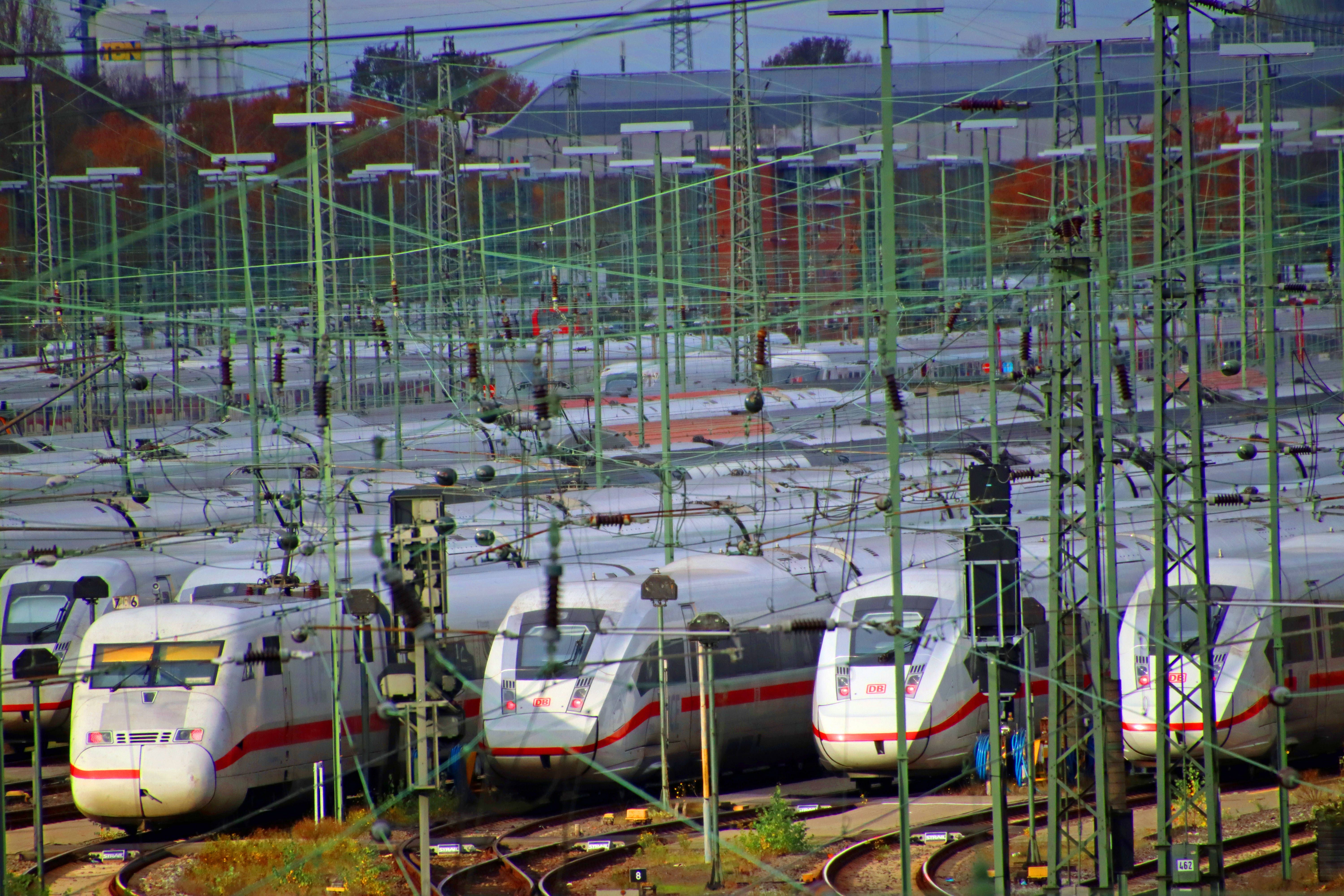 GDL-Bahnstreik: So Klappen Umbuchung, Entschädigung Und ...