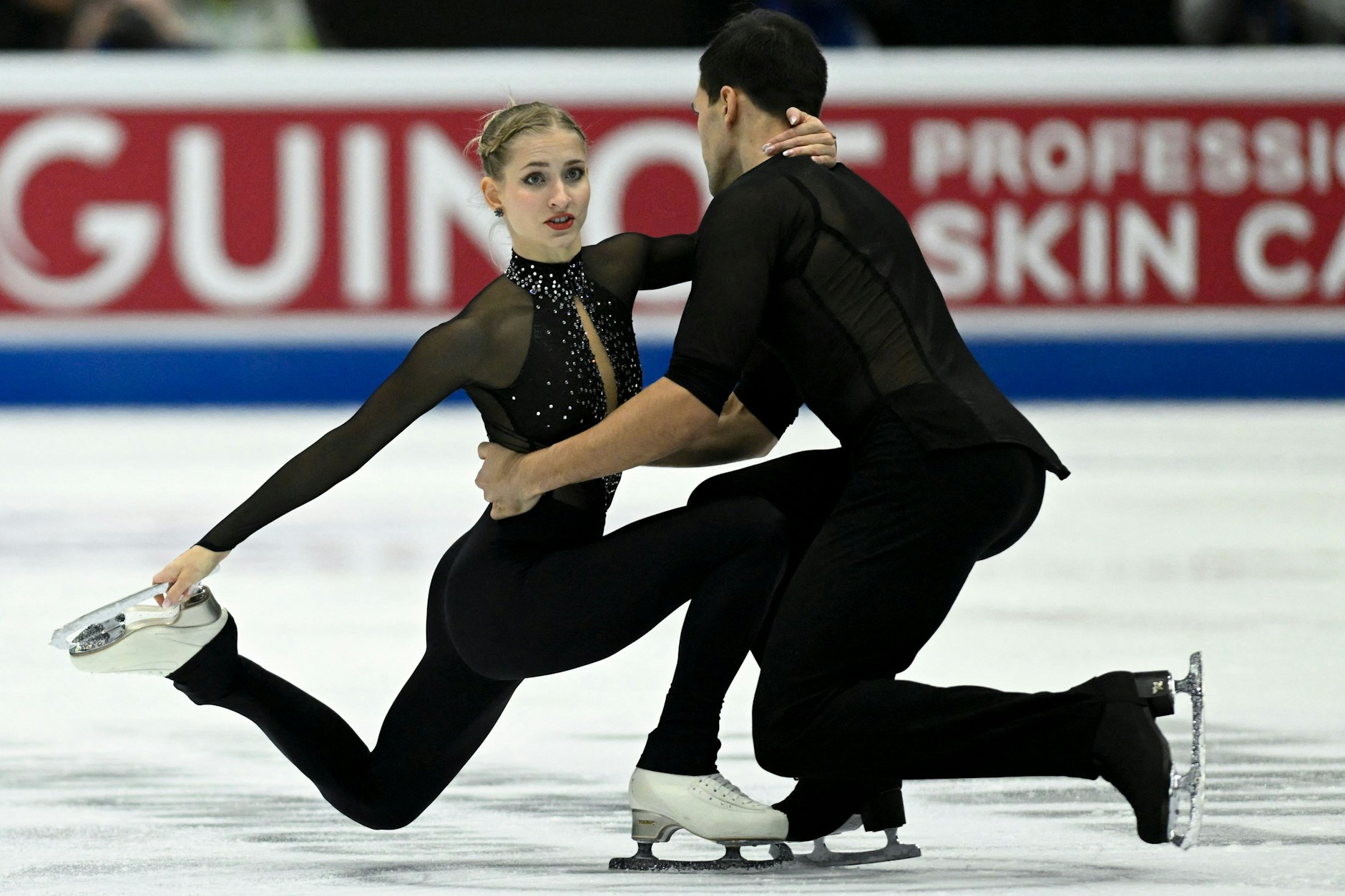 Die Berliner Minerva-Fabienne Hase und Nikita Wolodin bringen zuletzt regelmäßig das Eis zum Schmelzen.