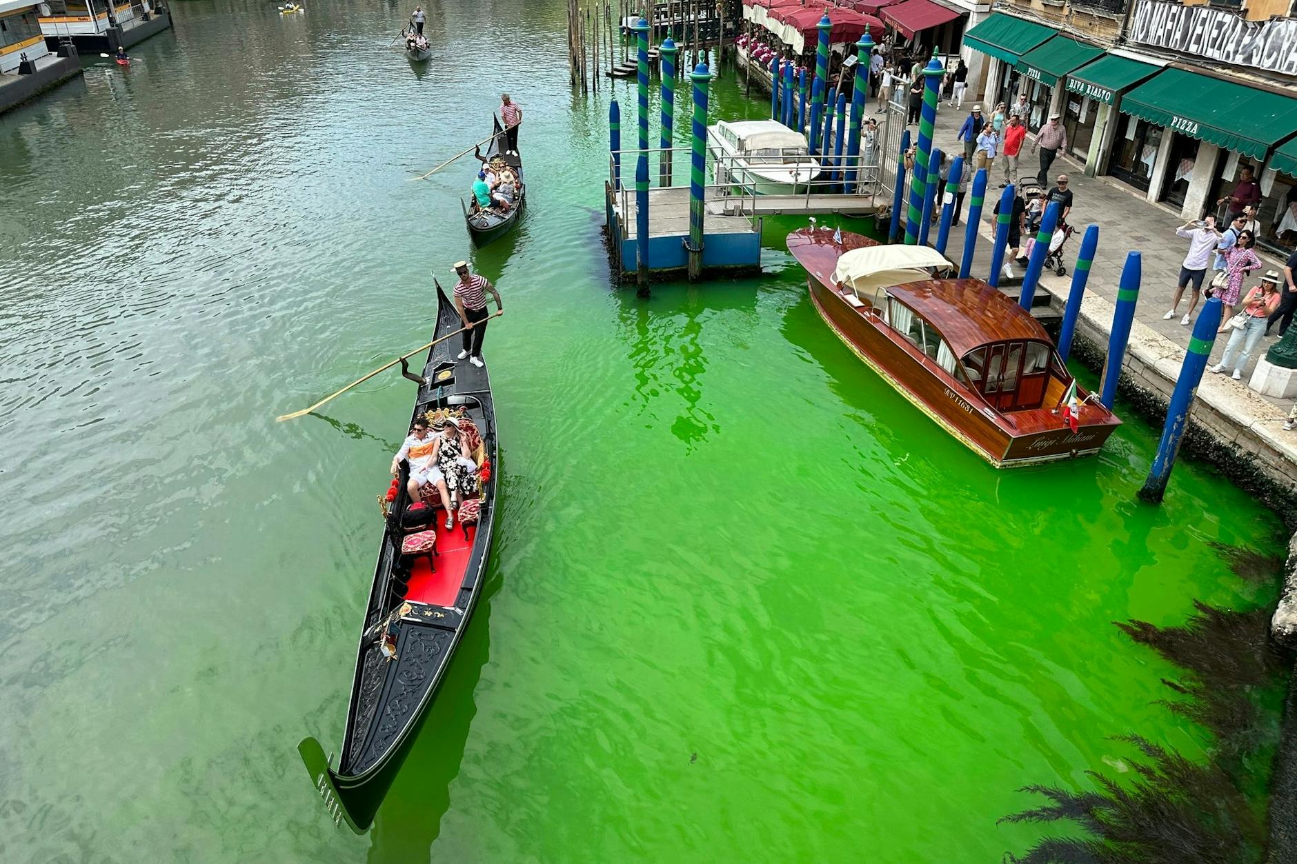 Klima-Aktivisten färbten bereits Ende Mai den Canal Grande in Venedig grün. 