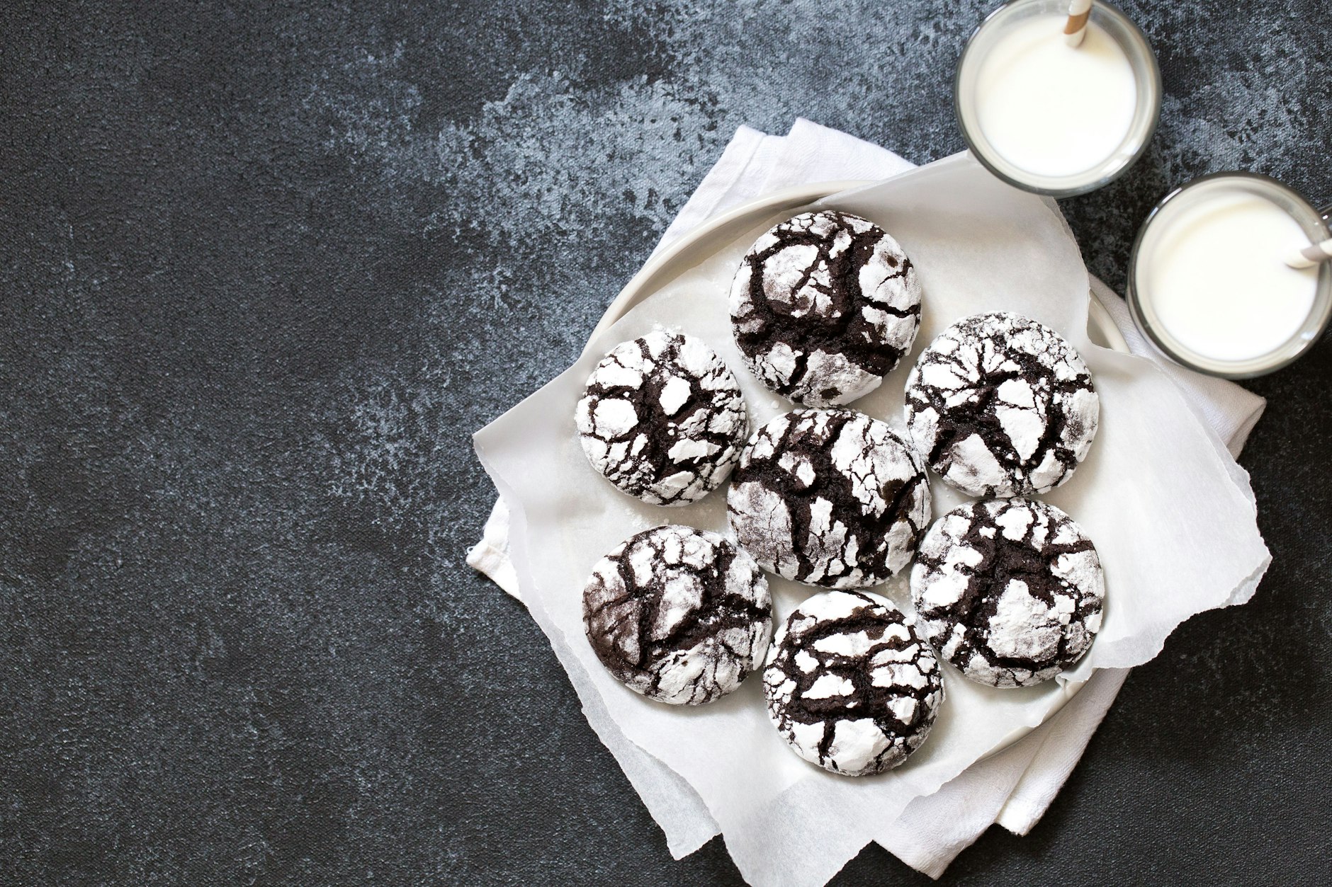 Dieses Rezept für Crinkle Cookies ist wirklich genial.