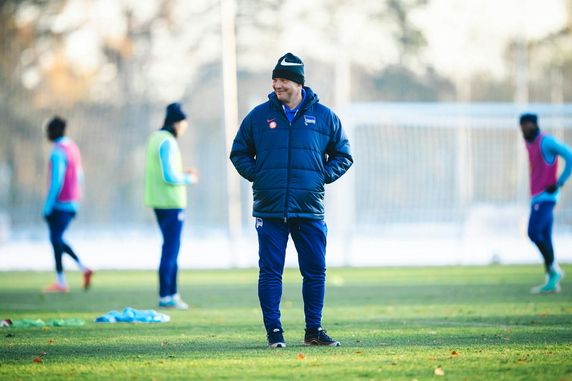 Pal Dardai, Cheftrainer von Hertha BSC, macht die Arbeit mit vielen jungen Spielern Spaß.