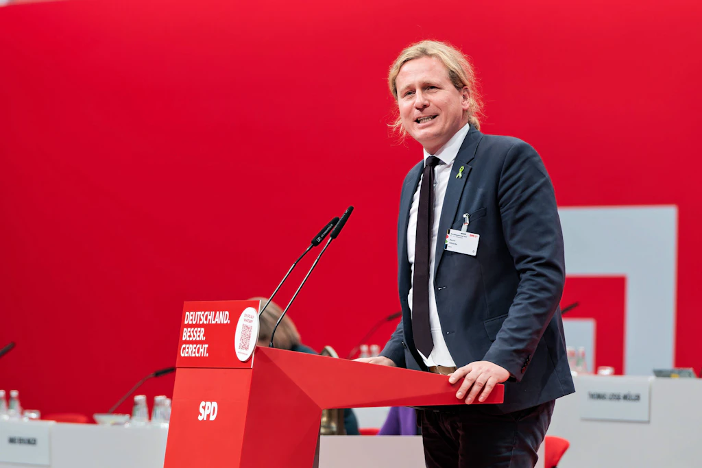 Lichtenberger Intrigantenstadl: Gericht schickt Bezirksstadtrat wieder zur Arbeit