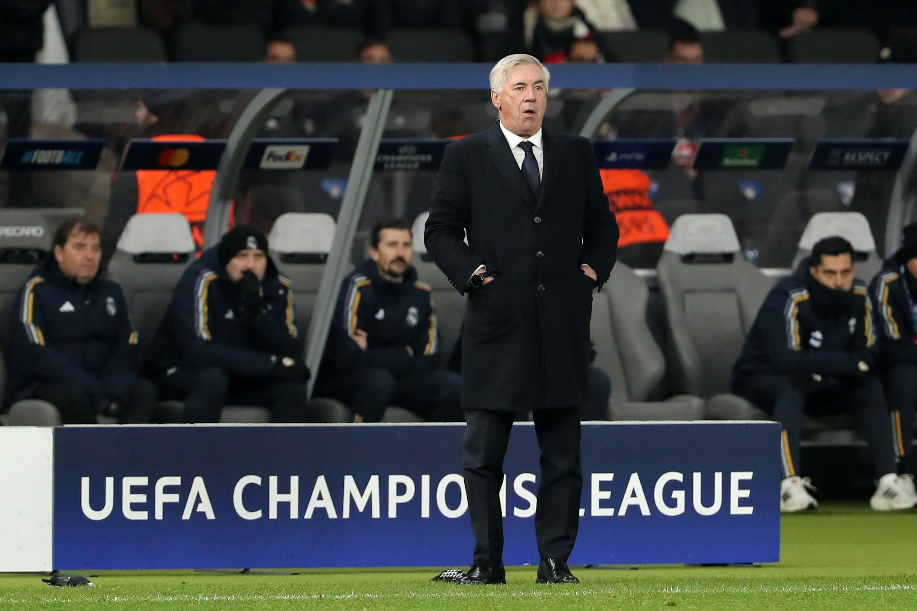 Staunte über die Fans des 1. FC Union und die Kulisse im Olympiastadion: Real-Trainer Carlo Ancelotti (64).&nbsp;
