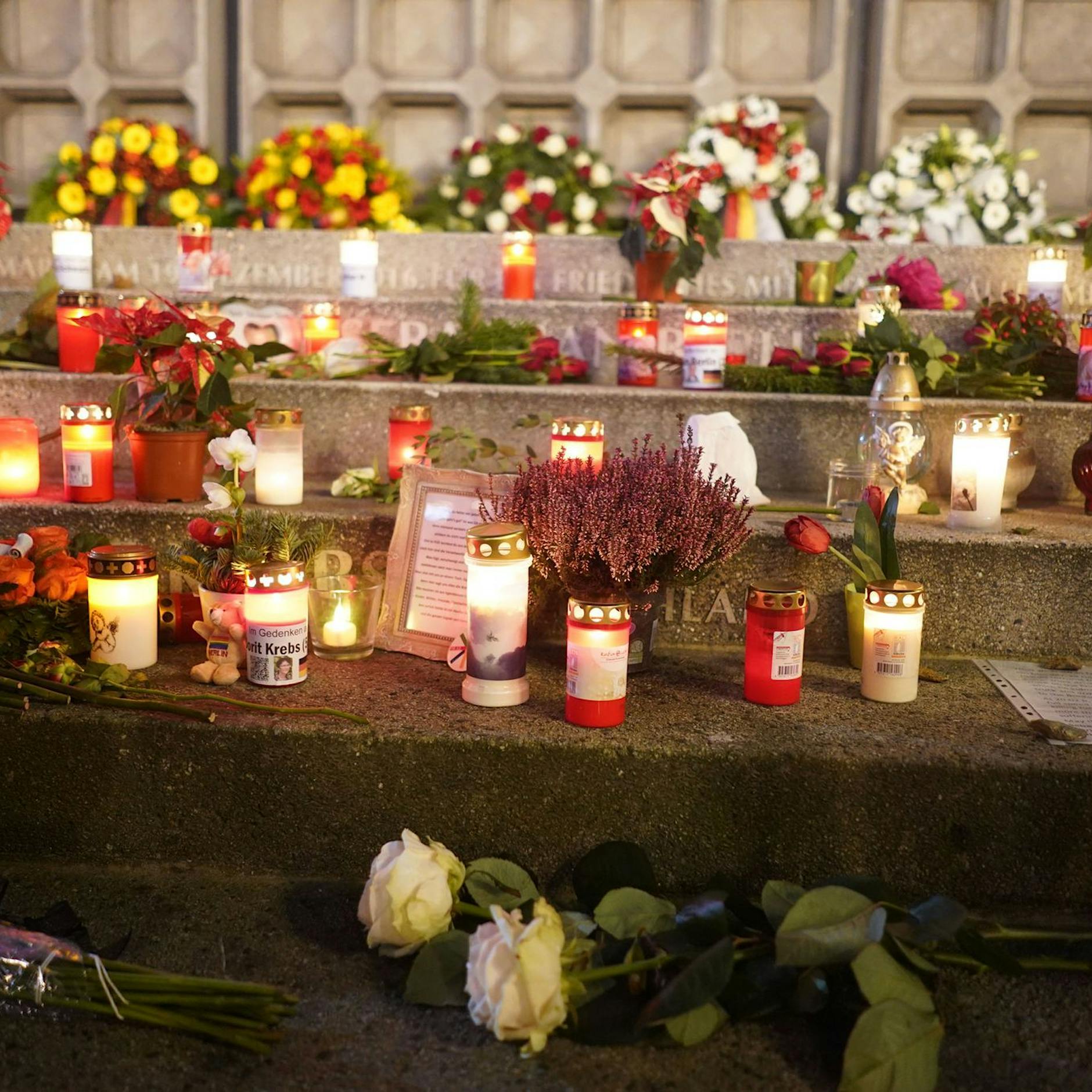 Sieben Jahre nach dem Anschlag auf Breitscheidplatz: So gedenkt Berlin den Opfern